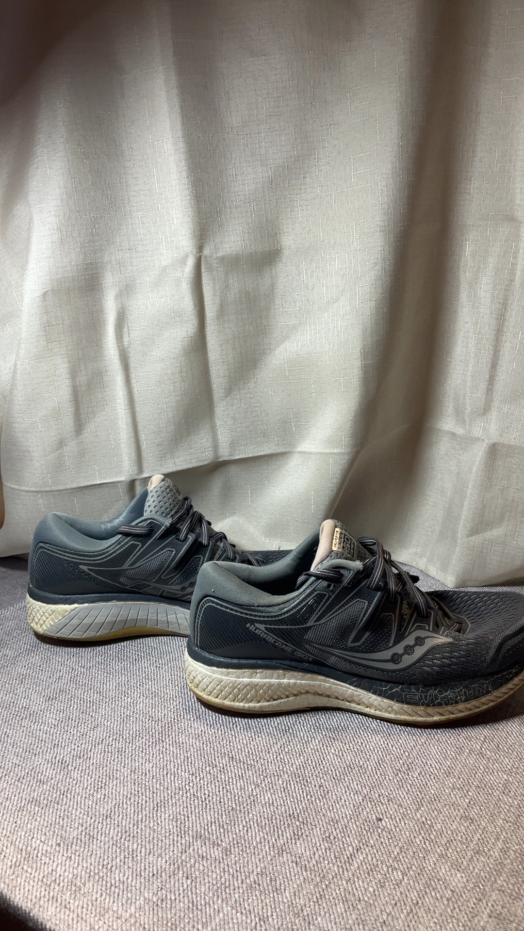 Saucony Women's Grey Everun Running Shoes US 8 image 7