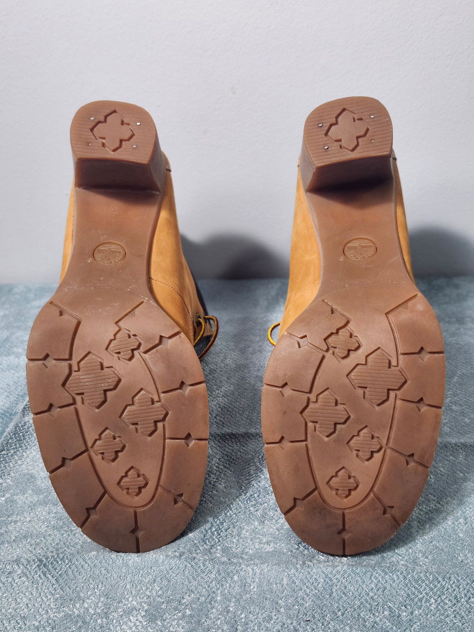 Timberland Women's Wheat Brown Leather Ankle Boots 83357 Size 10 image 7