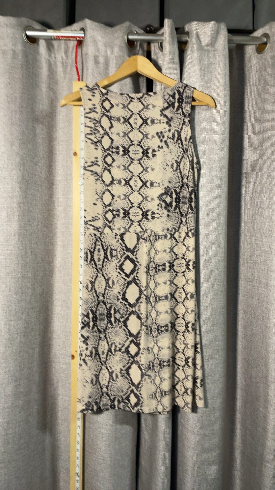 Jennifer Lopez Women's Beige & Black Snake Print Sleeveless Top Large image 7