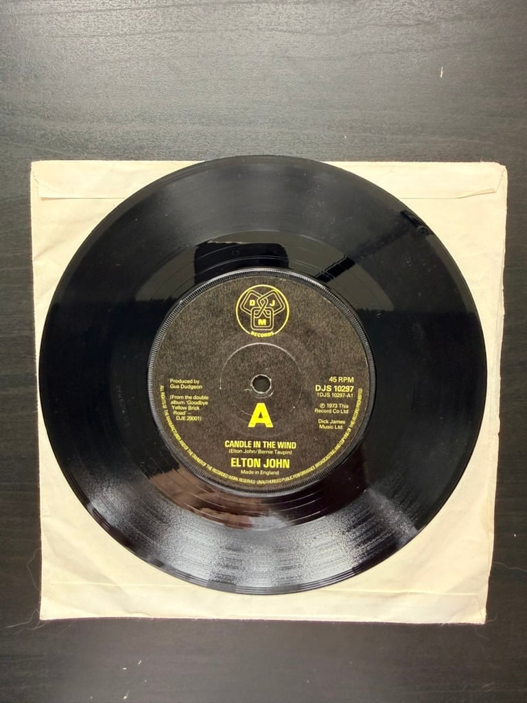 Elton John Vinyl 7" Single Candle In The Wind & Benny And The Jets