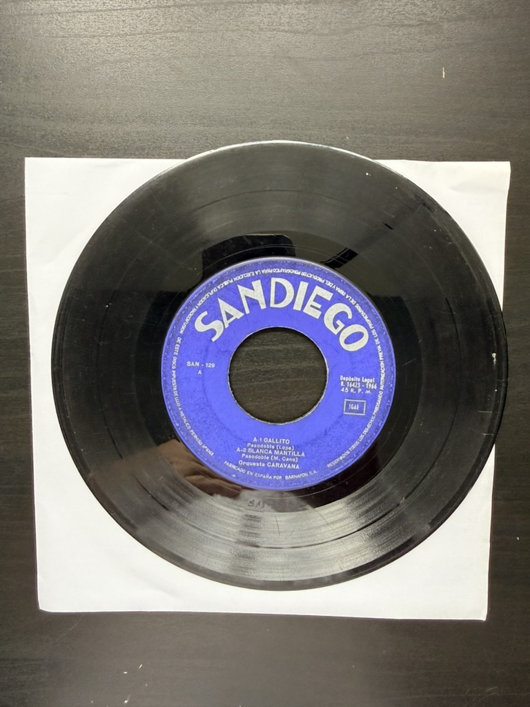 San Diego Vinyl 45 RPM Record Single Orquesta Caravana Gallito Blanca Mantilla