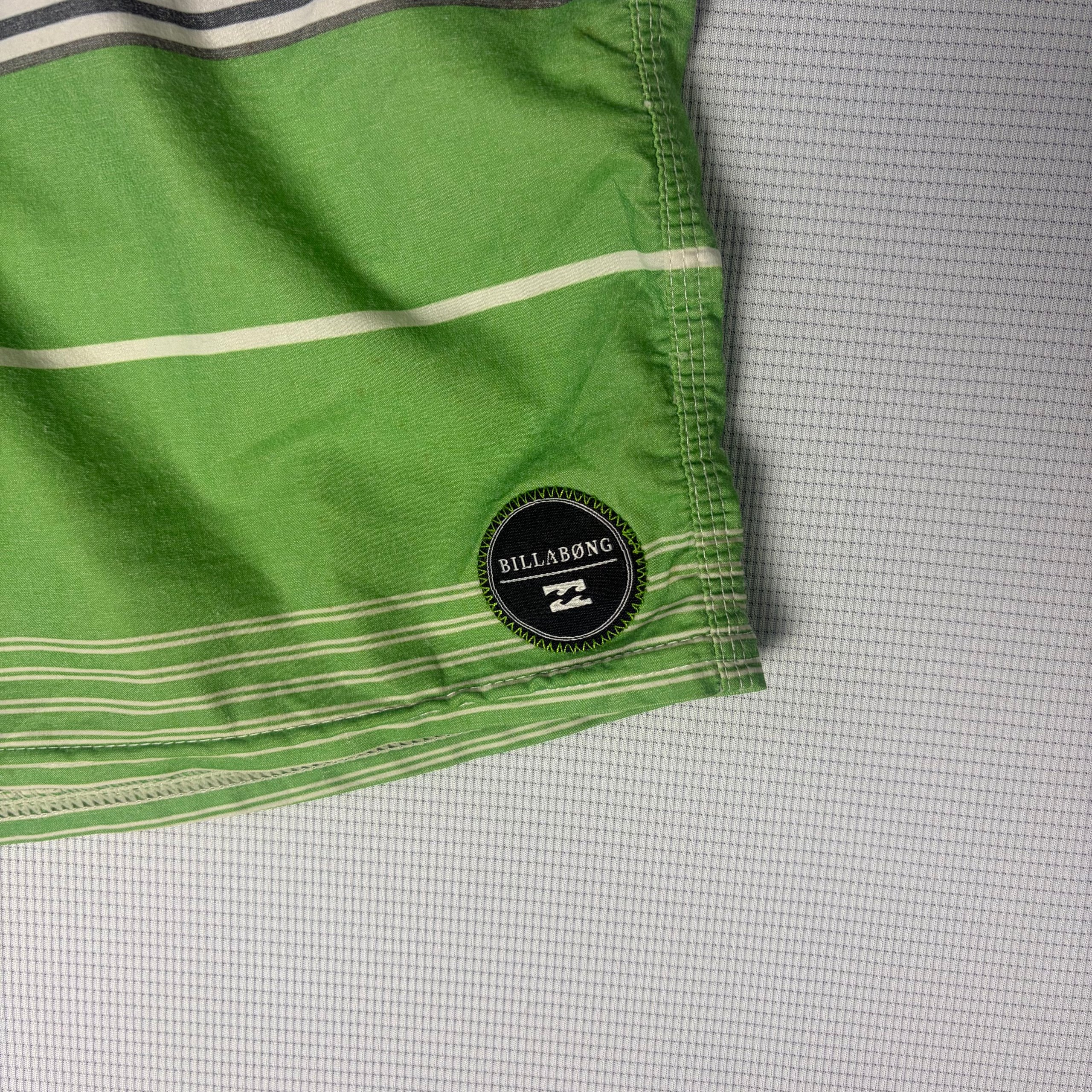Billabong Board Shorts Grey Green Striped Men's Size 36 Surf Beachwear image 4