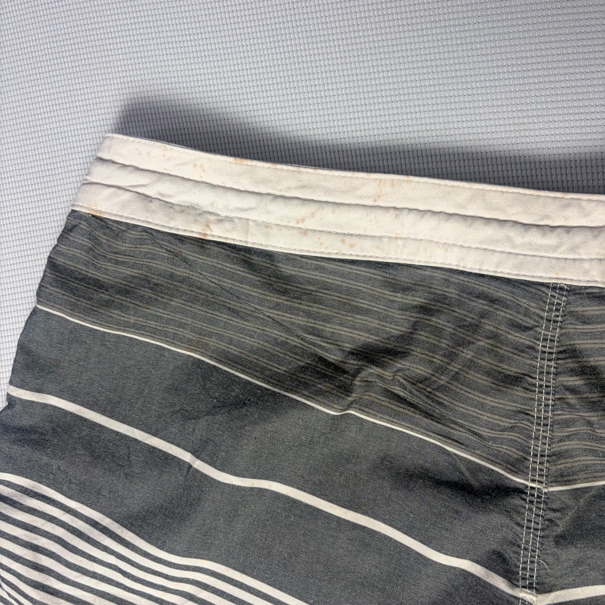 Billabong Board Shorts Grey Green Striped Men's Size 36 Surf Beachwear image 8