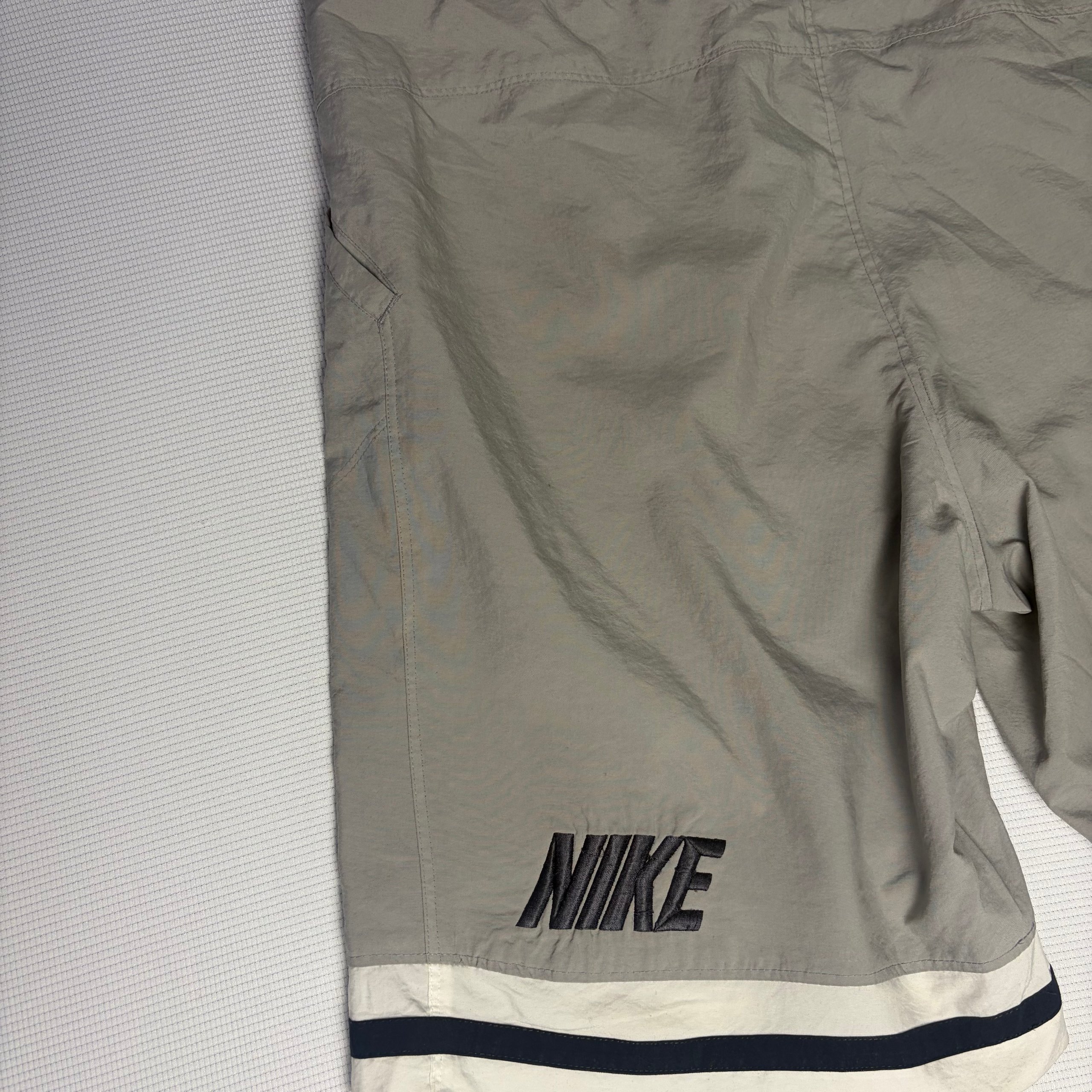 90's Nike Vintage Nylon Swim Shorts Grey Navy Colourblock Men's S Y2K image 6