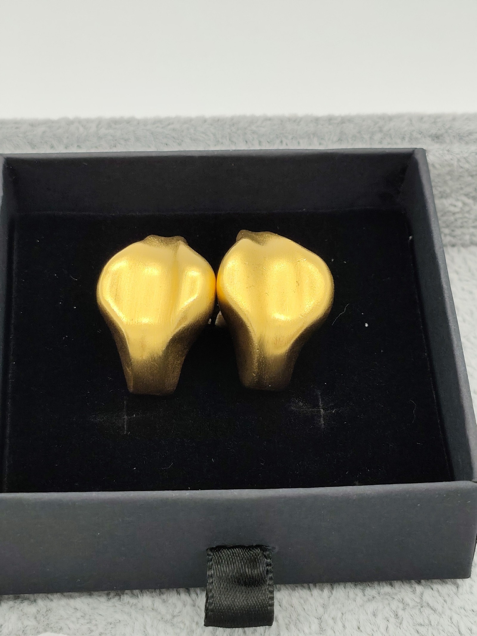 Essex Clip On Earrings image 2