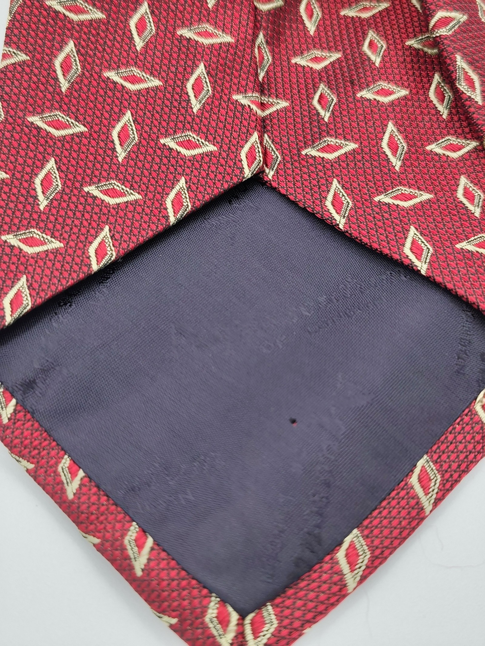 Aquascutum Men's Red Patterned Silk Tie Handmade USA image 4