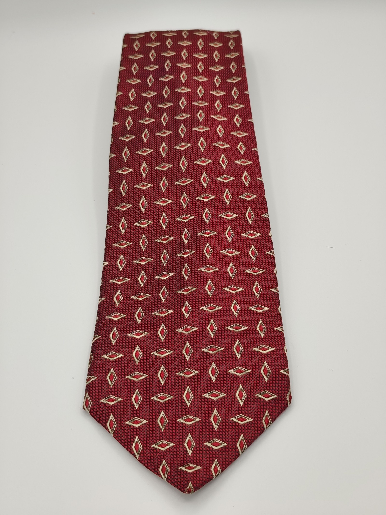 Aquascutum Men's Red Patterned Silk Tie Handmade USA image 8