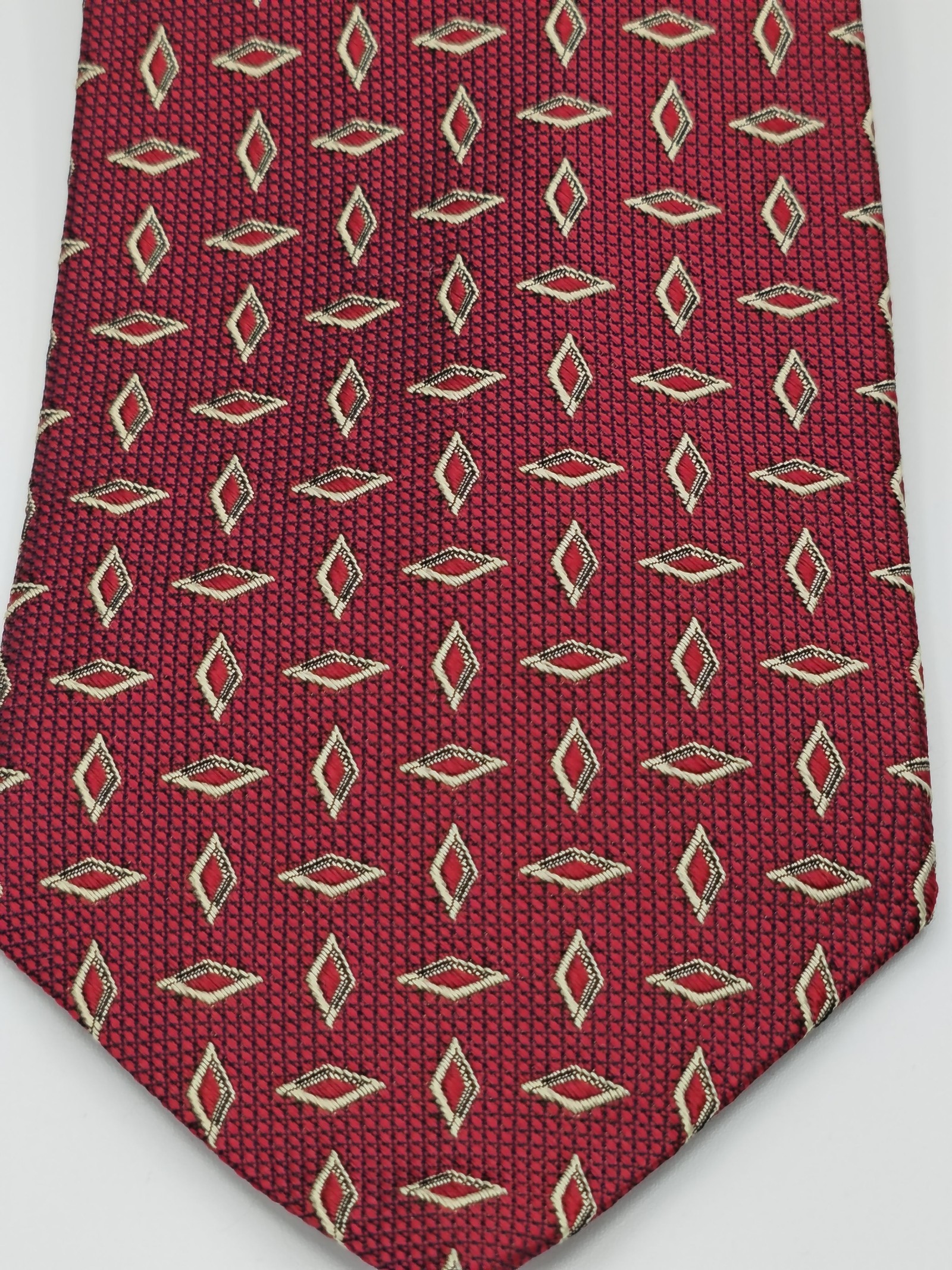 Aquascutum Men's Red Patterned Silk Tie Handmade USA image 9
