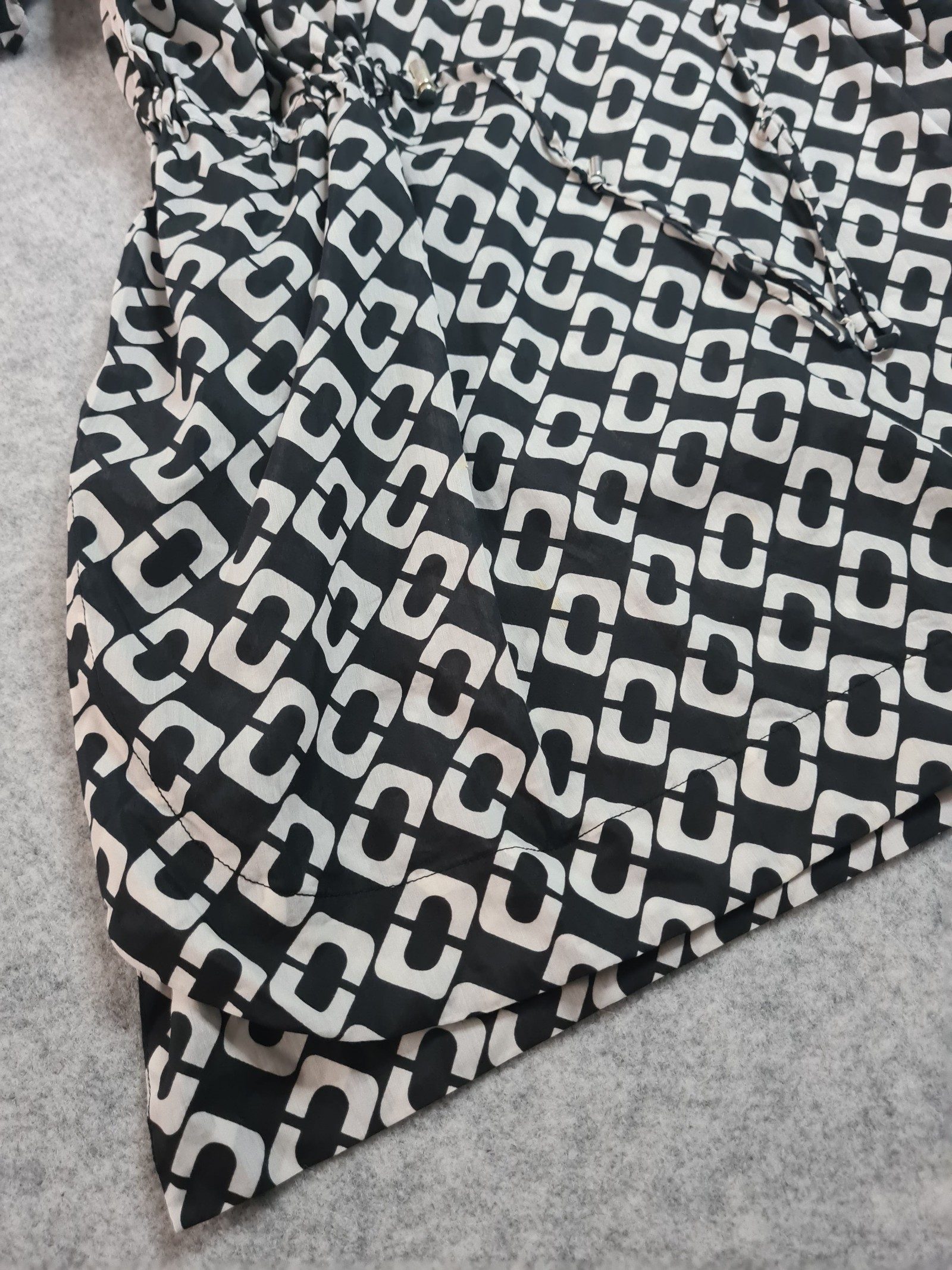 Diane von Furstenberg DVF Geometric Chain Print Ruched Waist Dress UK 12 / US 8 image 2