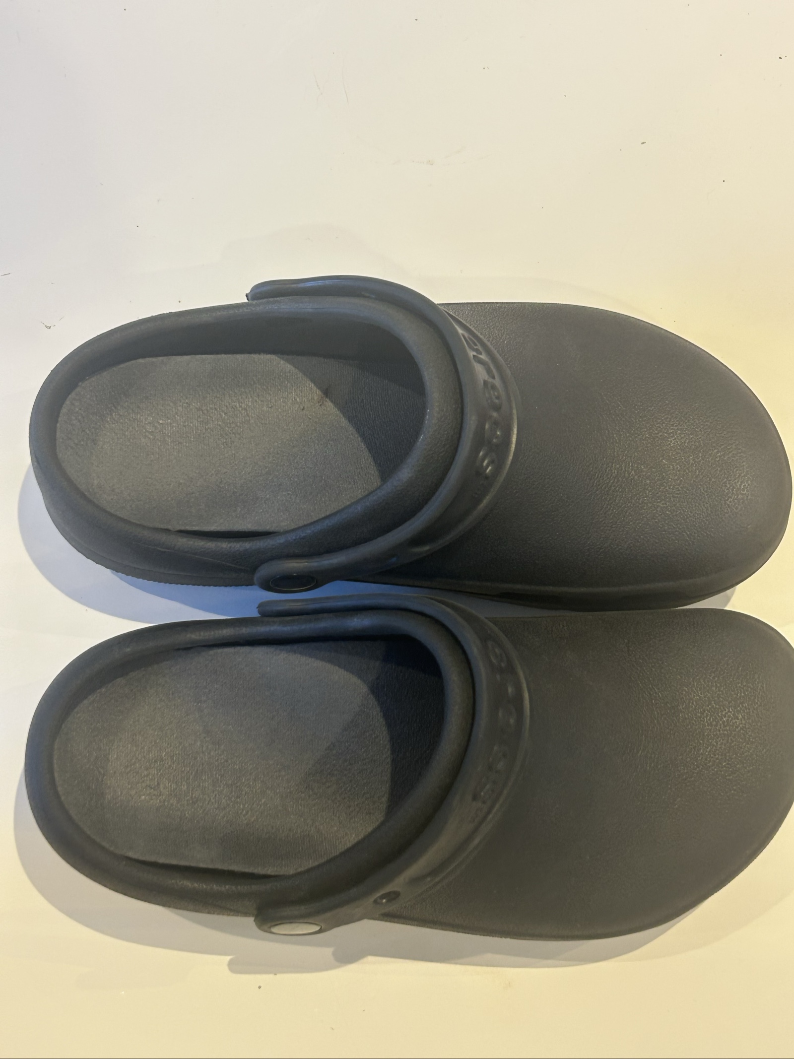 Crocs Unisex Black Classic Clogs Size US 9 image 2