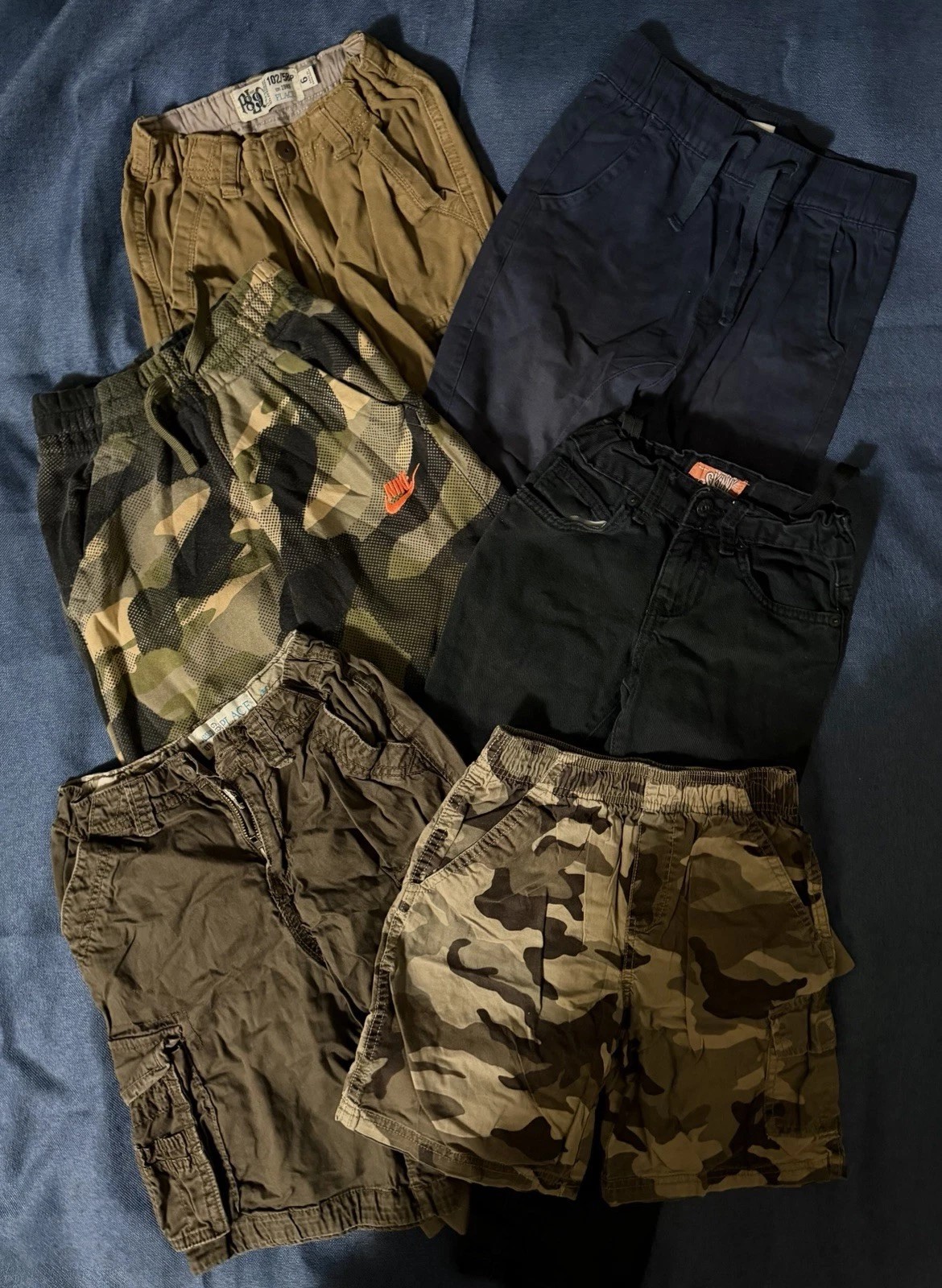 Boys Clothes (13 Pieces) Size 6-10. In Good Condition. See Photos image 3