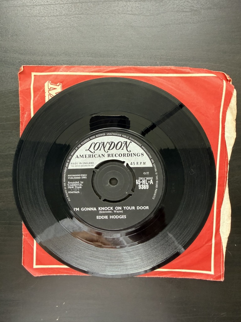 London Eddie Hodges 7 inch Vinyl Single 45 RPM I'm gonna knock on your door / ain't gonna wash for a week