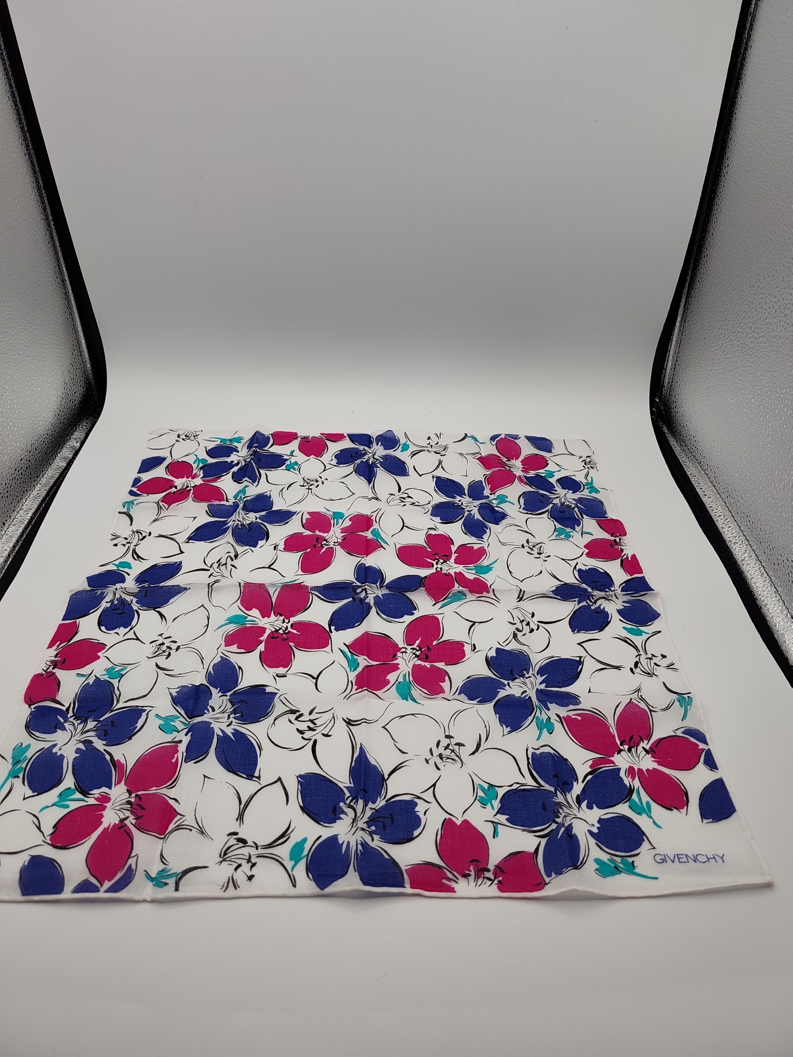 Givenchy Women White Floral Scarf image 3