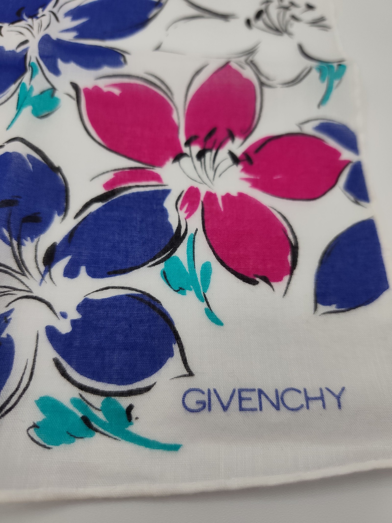 Givenchy Women White Floral Scarf image 4