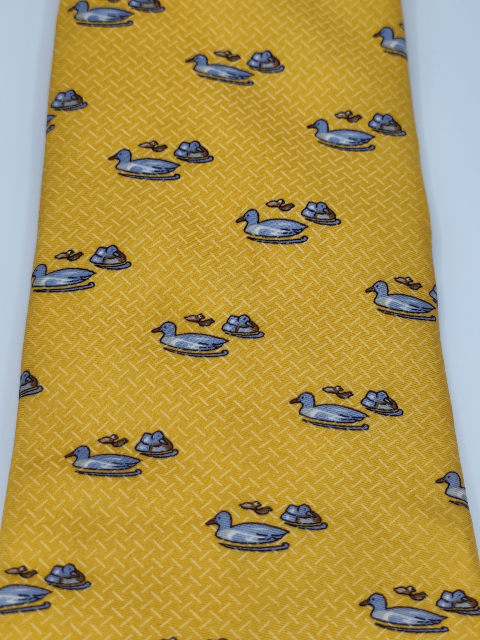 Charles Jourdan Men Yellow Silk Duck Pattern Tie image 8