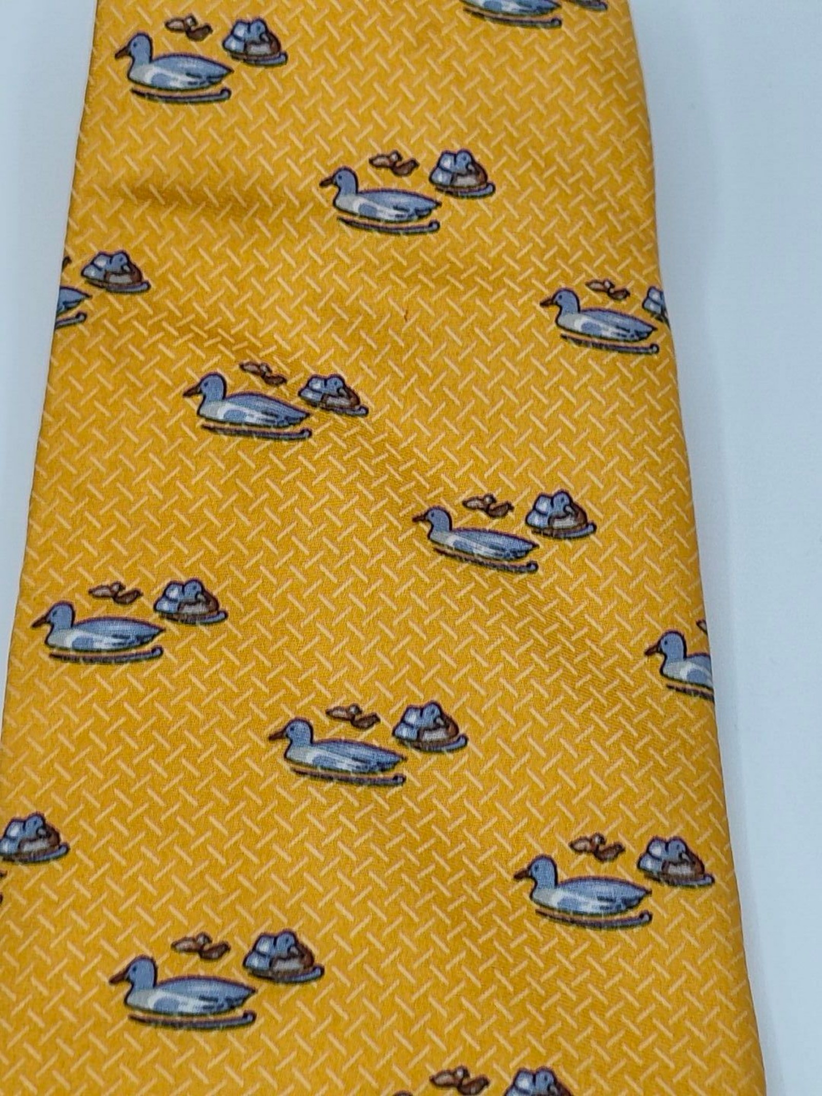 Charles Jourdan Men Yellow Silk Duck Pattern Tie image 9