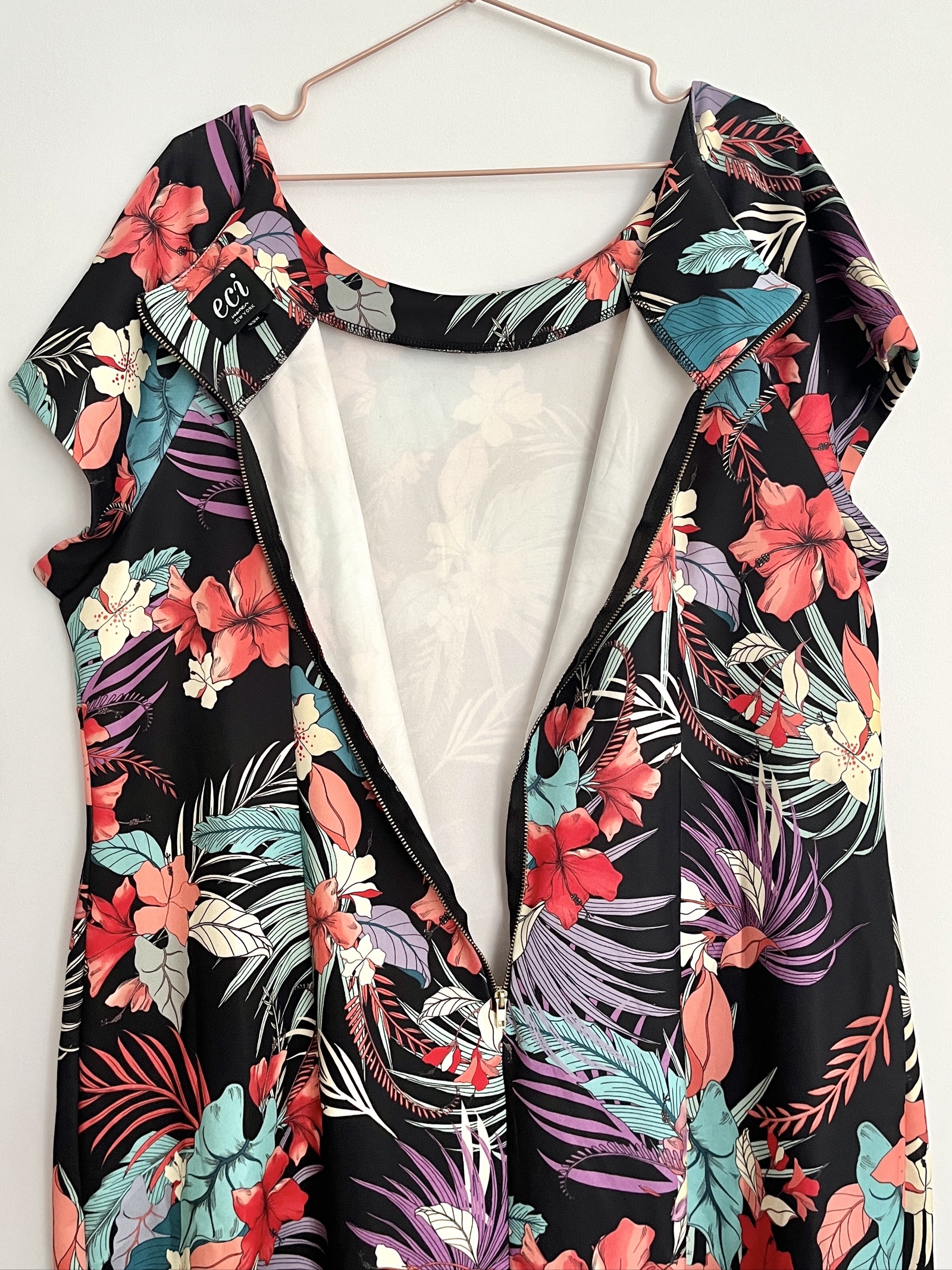 ECI Women Black Tropical Floral Print Neoprene Dress 22W image 7