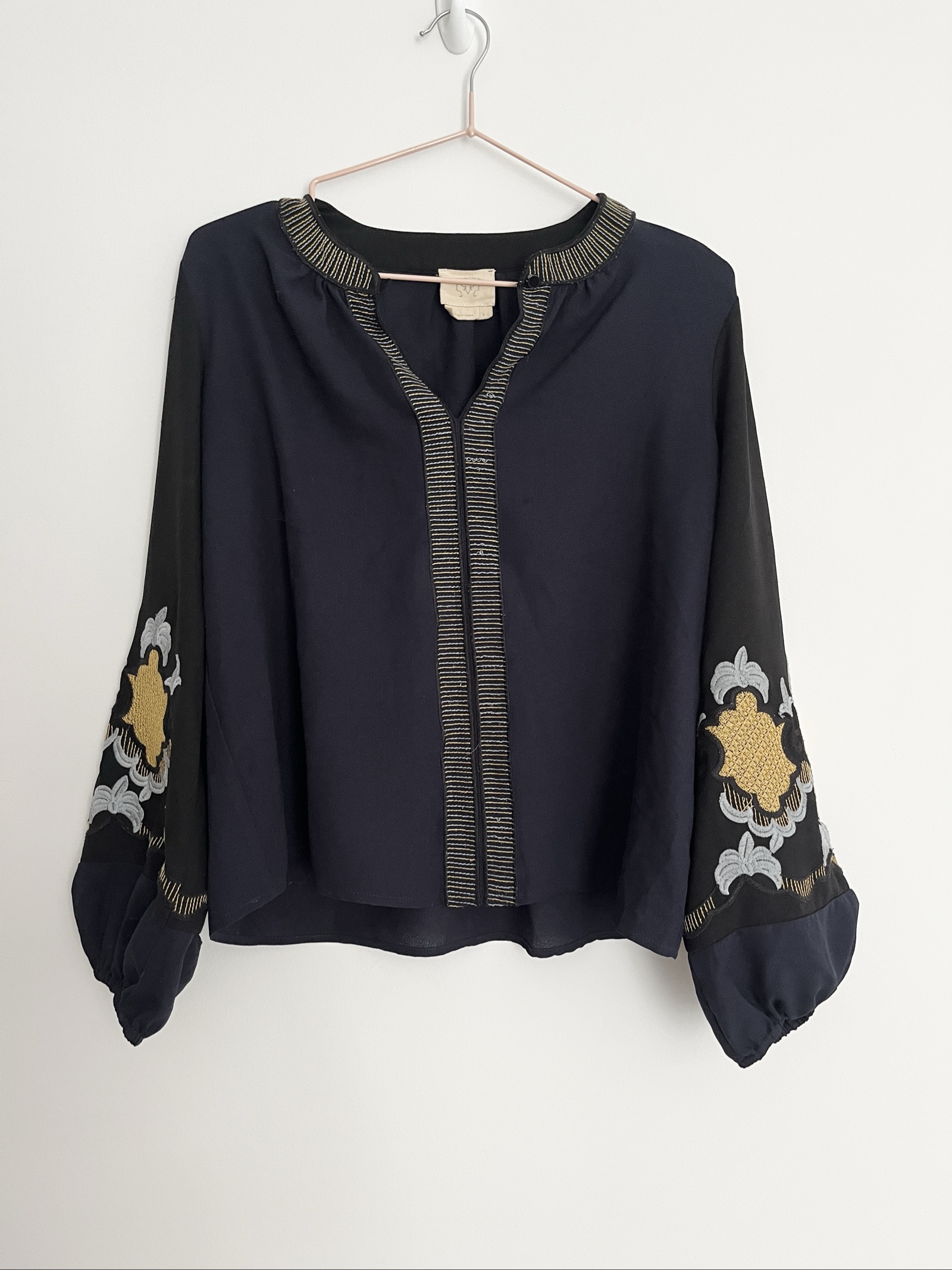 Vanessa Virginia Anthropologie Navy & Black Embroidered Women’s Blouse Small