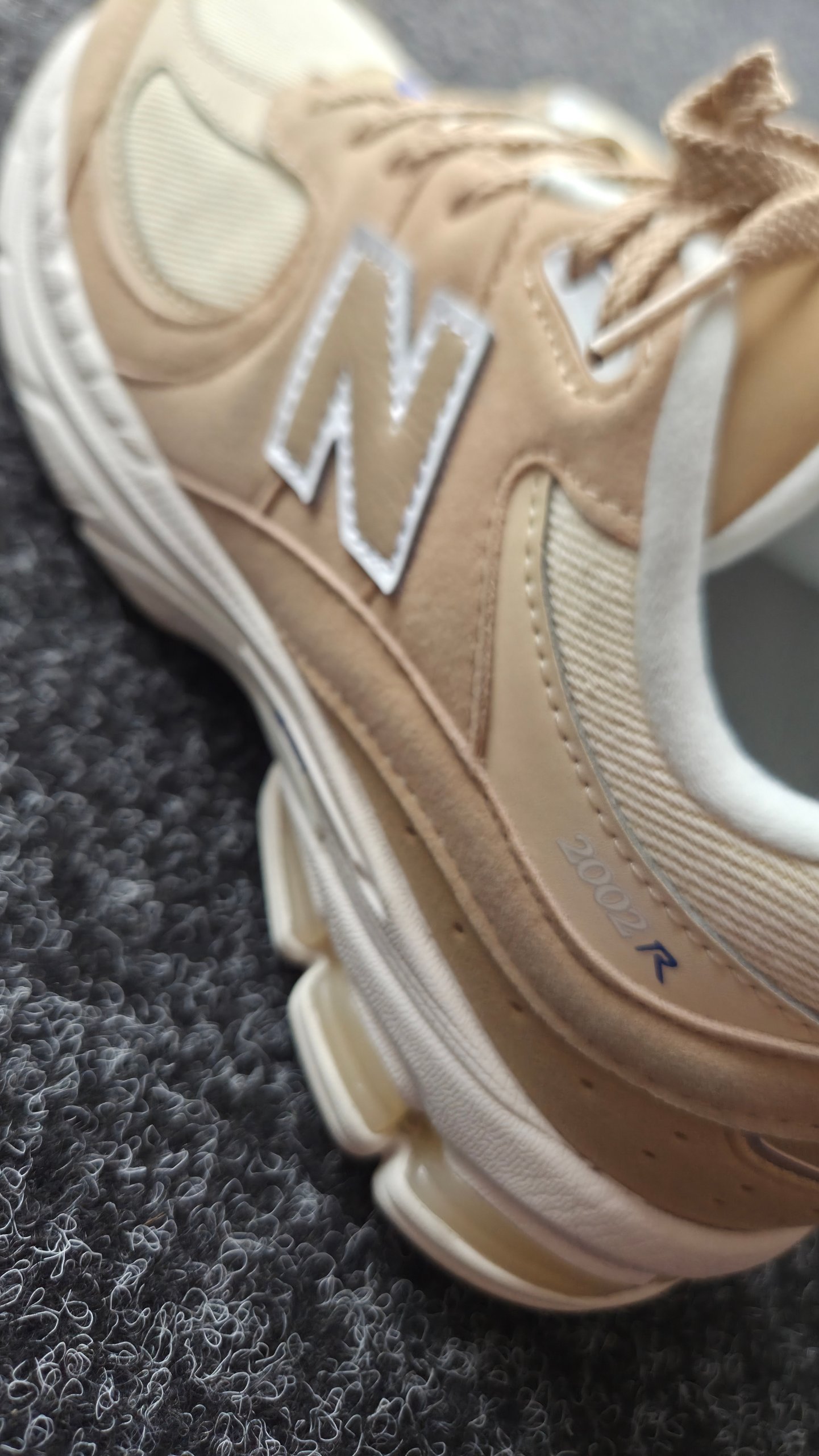 New Balance 2002R Incense Sandstone GS UK 6 EU 39 Beige Trainers GC2002EF image 10