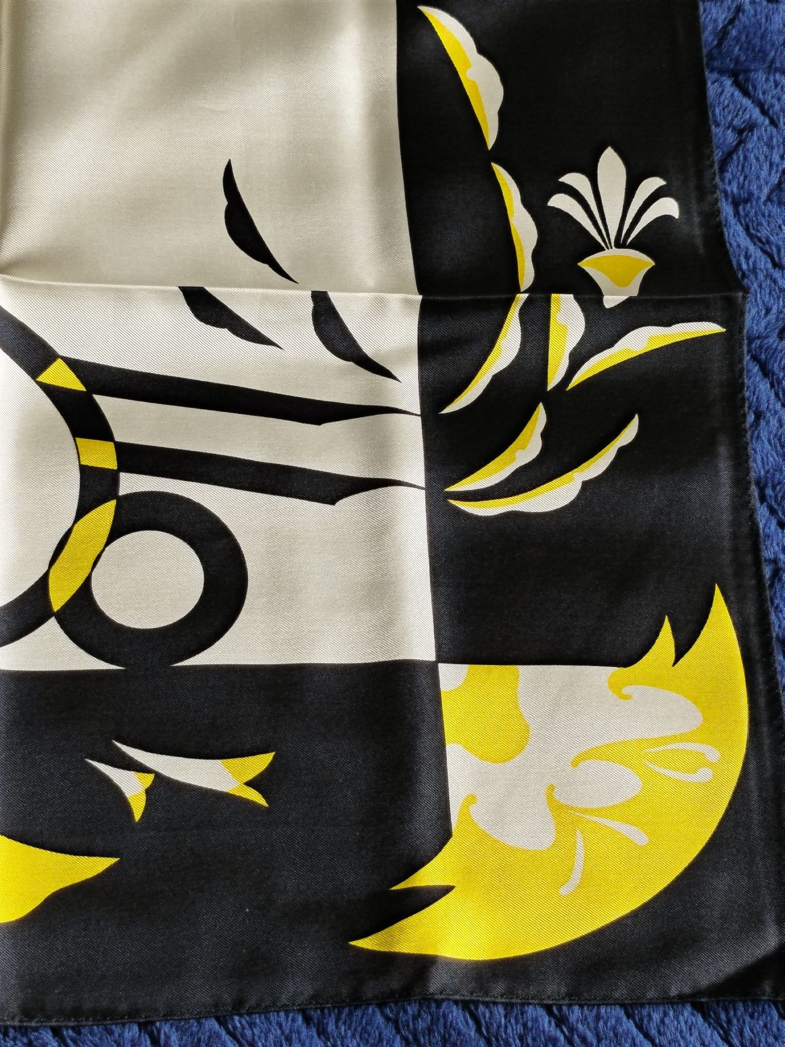 Women's Black, White & Yellow Floral Square Silk Scarf Other image 4