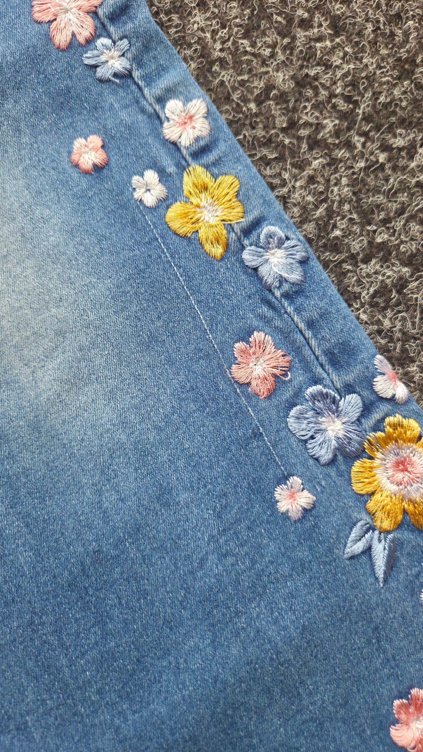 Vintage Y2K Bamboo Floral Embroidered Bootcut Flare Jeans Blue Petite UK 4 W24 L28 image 6