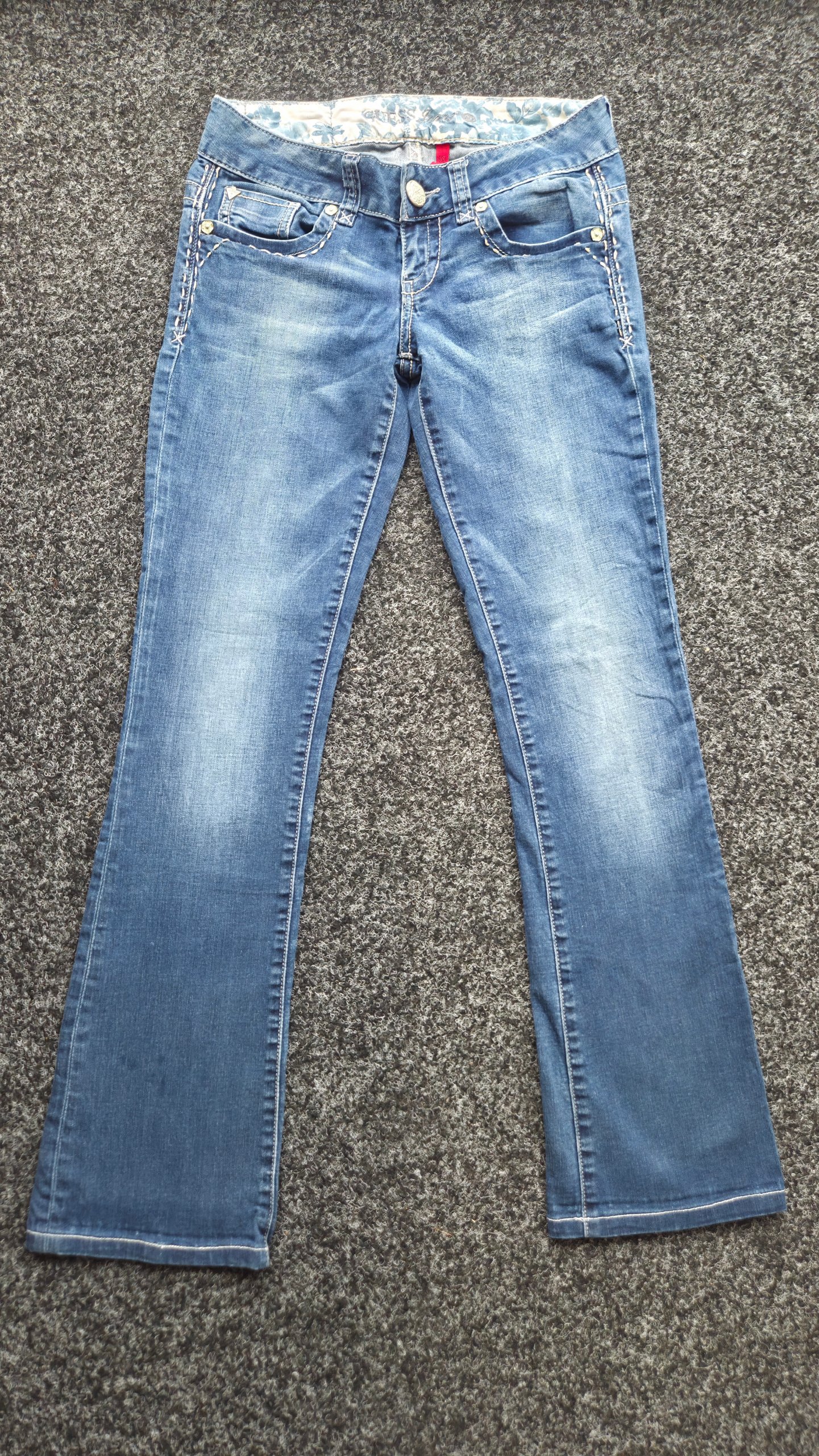 Guess Jeans Los Angeles 1981 Y2K Low Rise Bootcut Floral Embroidered Flap Pocket W28 L30 UK 8 image 3