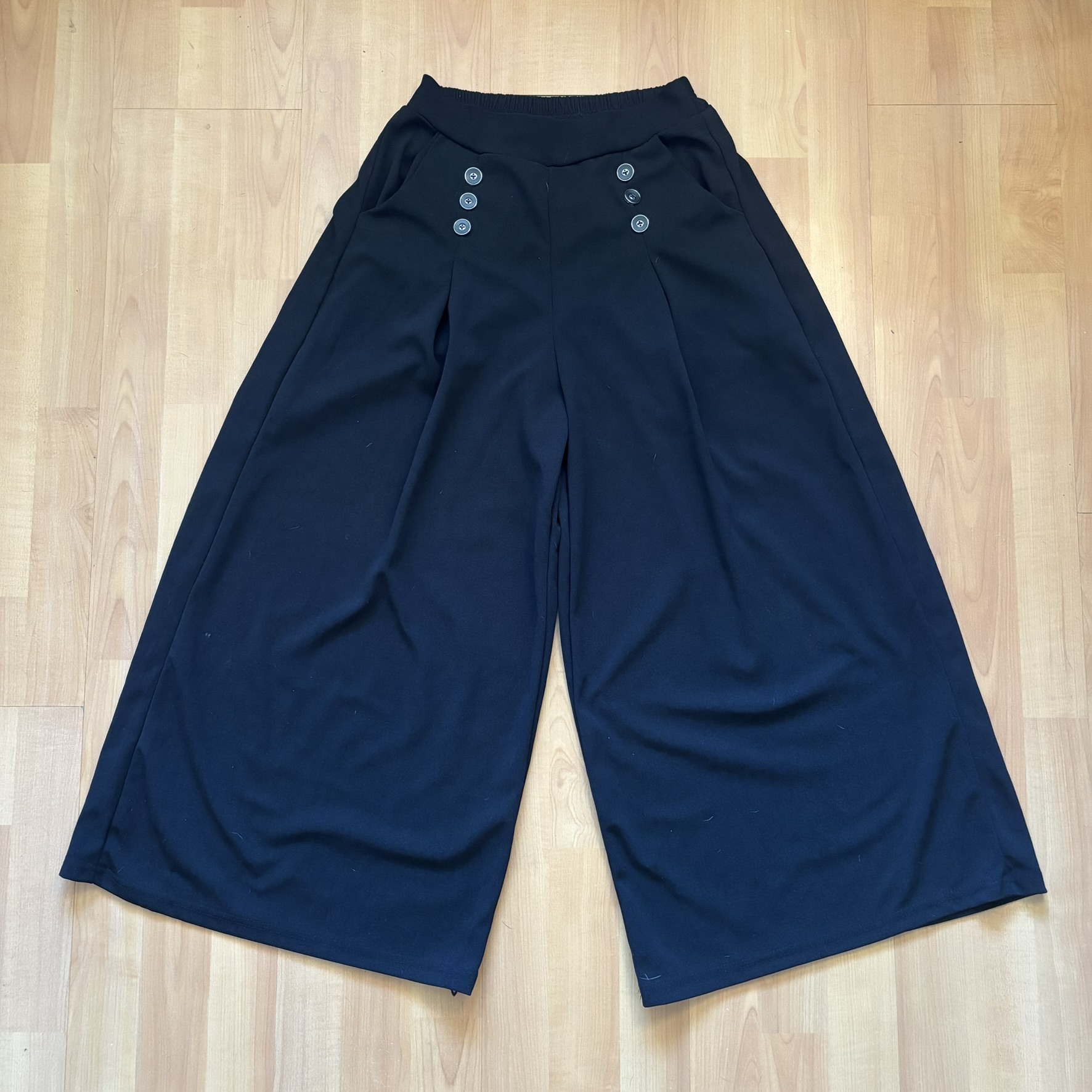 Black Pleated Wide Leg Culottes With Front Button Detail
