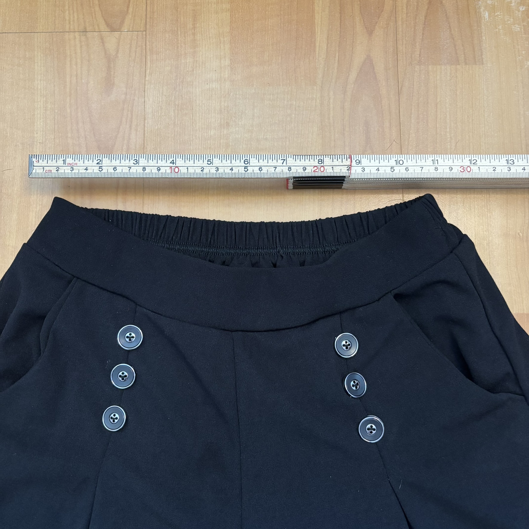 Black Pleated Wide Leg Culottes With Front Button Detail image 5