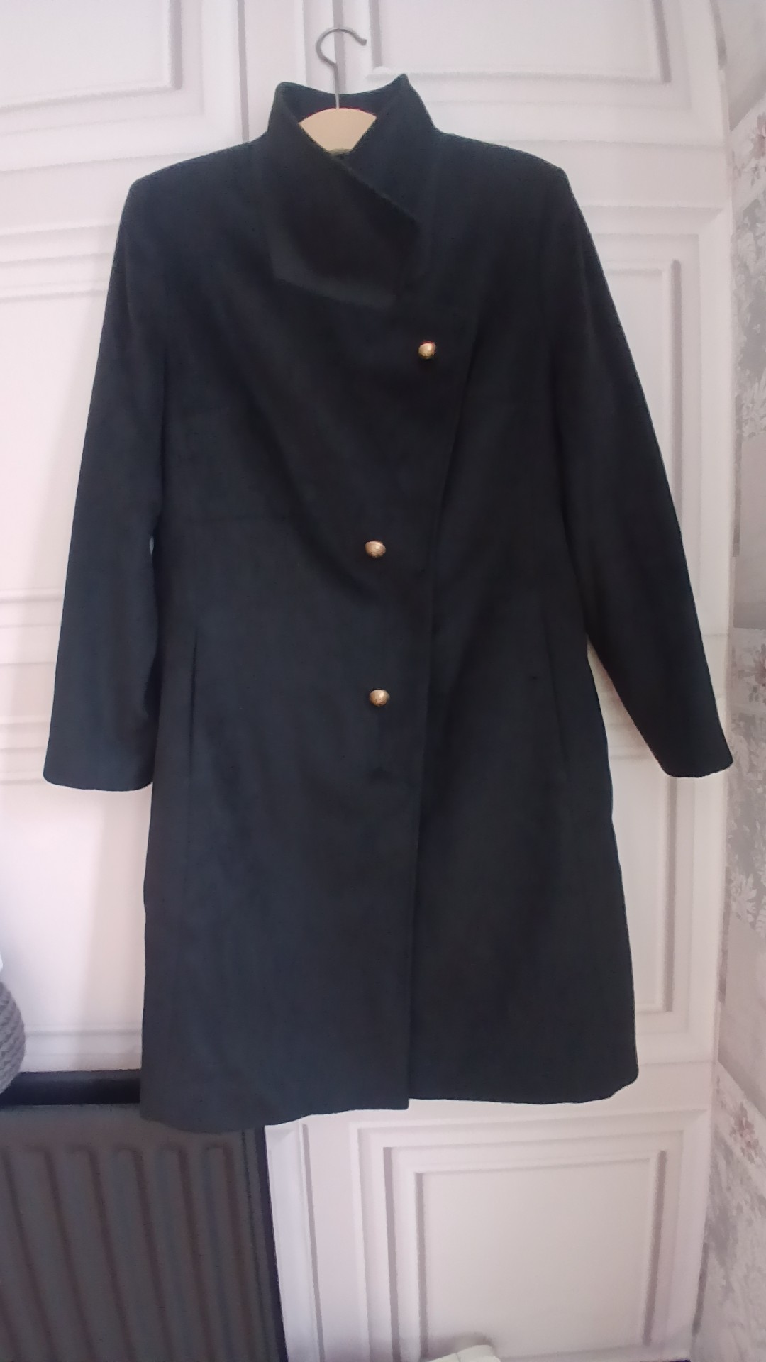 Classic 1996 Journey Black Women's Stylish Long Coat Size 44 Floral Lining image 3