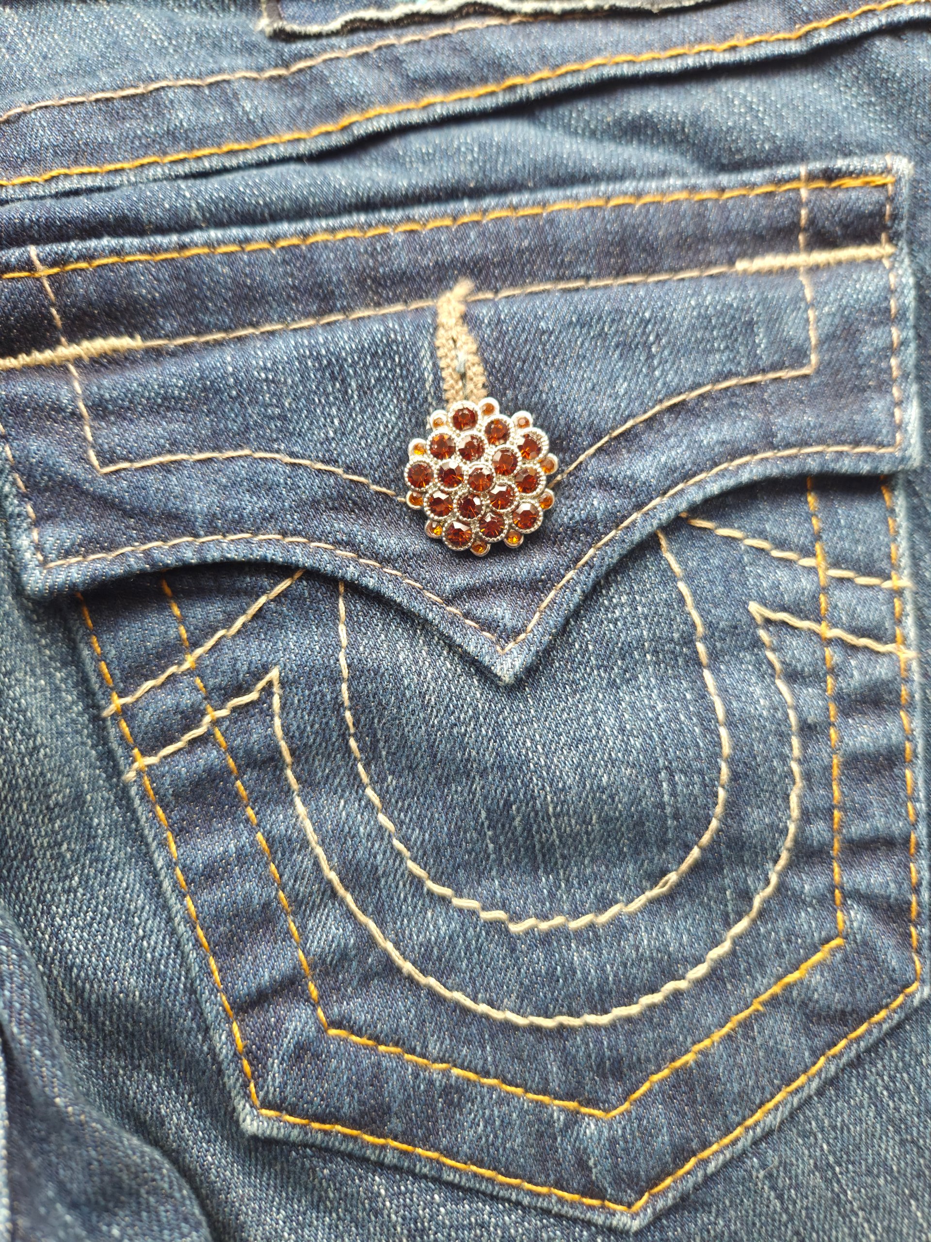 True Religion USA Low Rise Embellished Skinny/Slim Jeans W25 UK 6 Y2K McBling Petite image 2