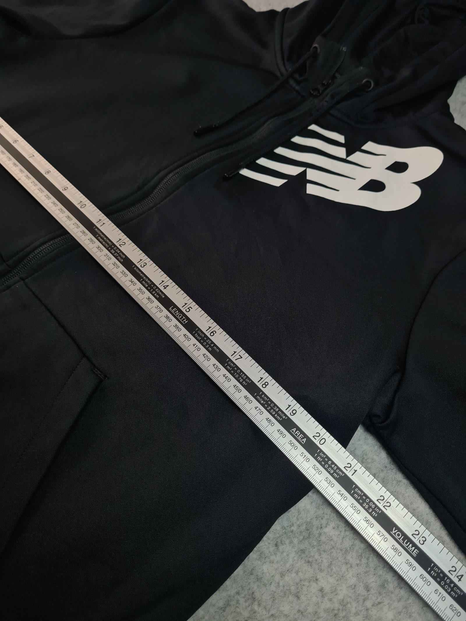 New Balance Black Zip Hoodie White Logo Men’s Large Polyester image 5