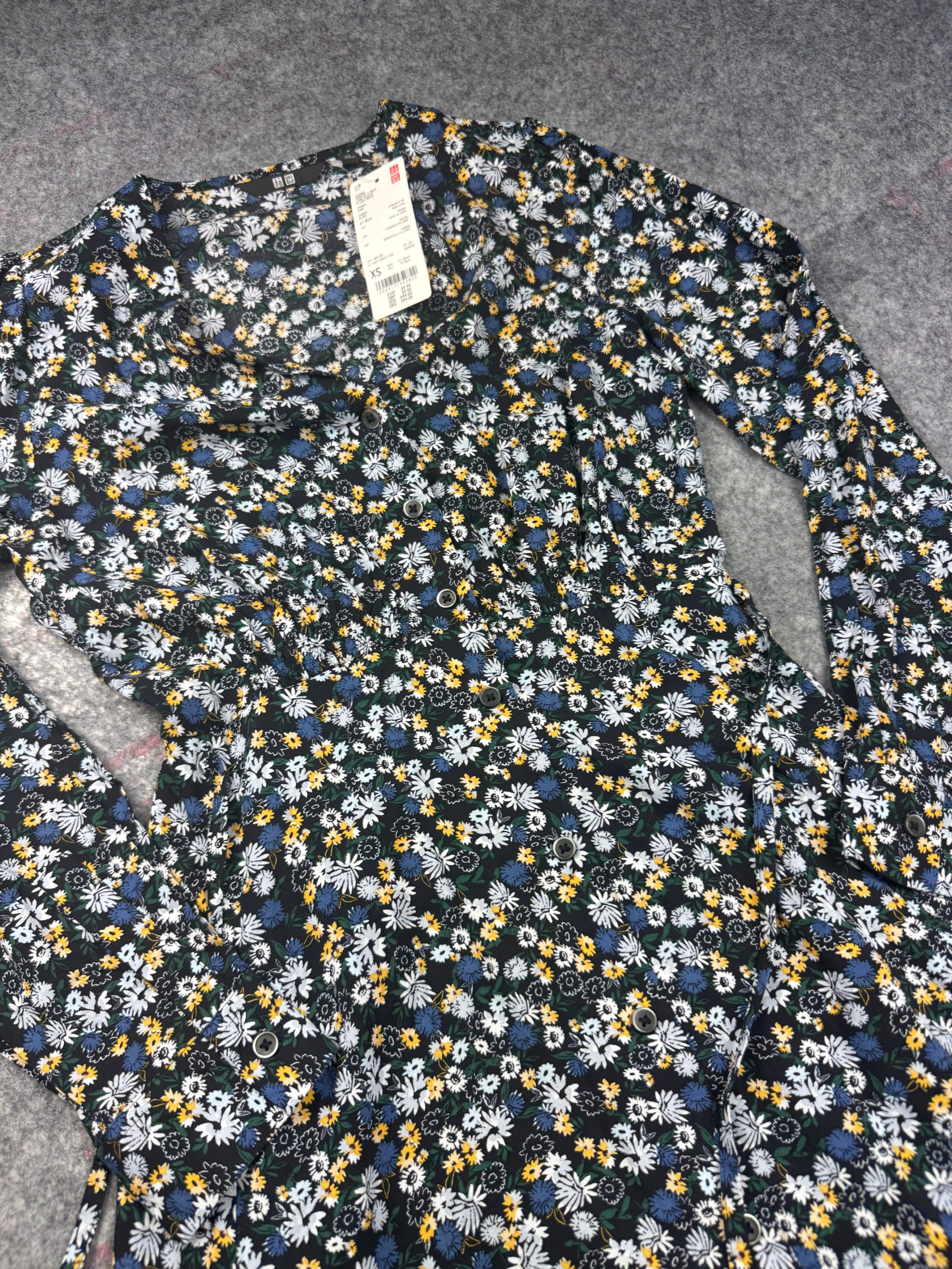 Uniqlo Black Multi Floral V‑Neck Long Sleeve Flare Dress XS image 3
