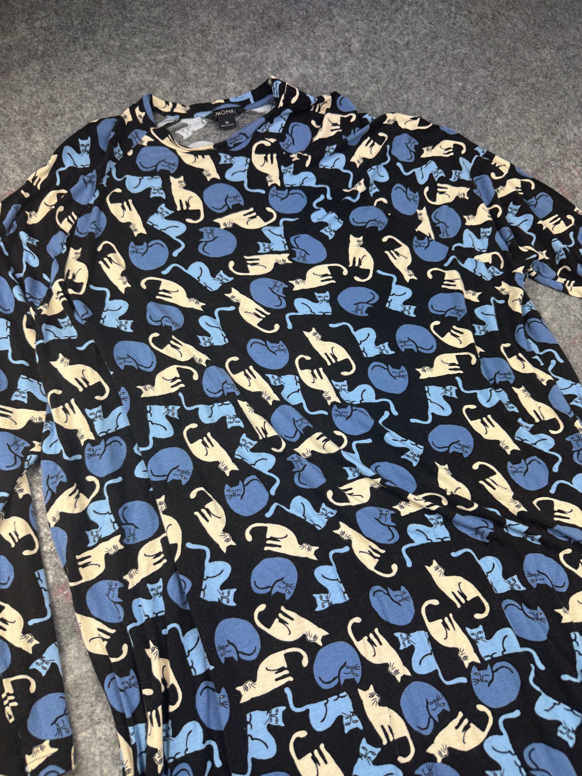 Monki Black, Blue & Beige Cat Print Long Sleeve Dress Medium image 4