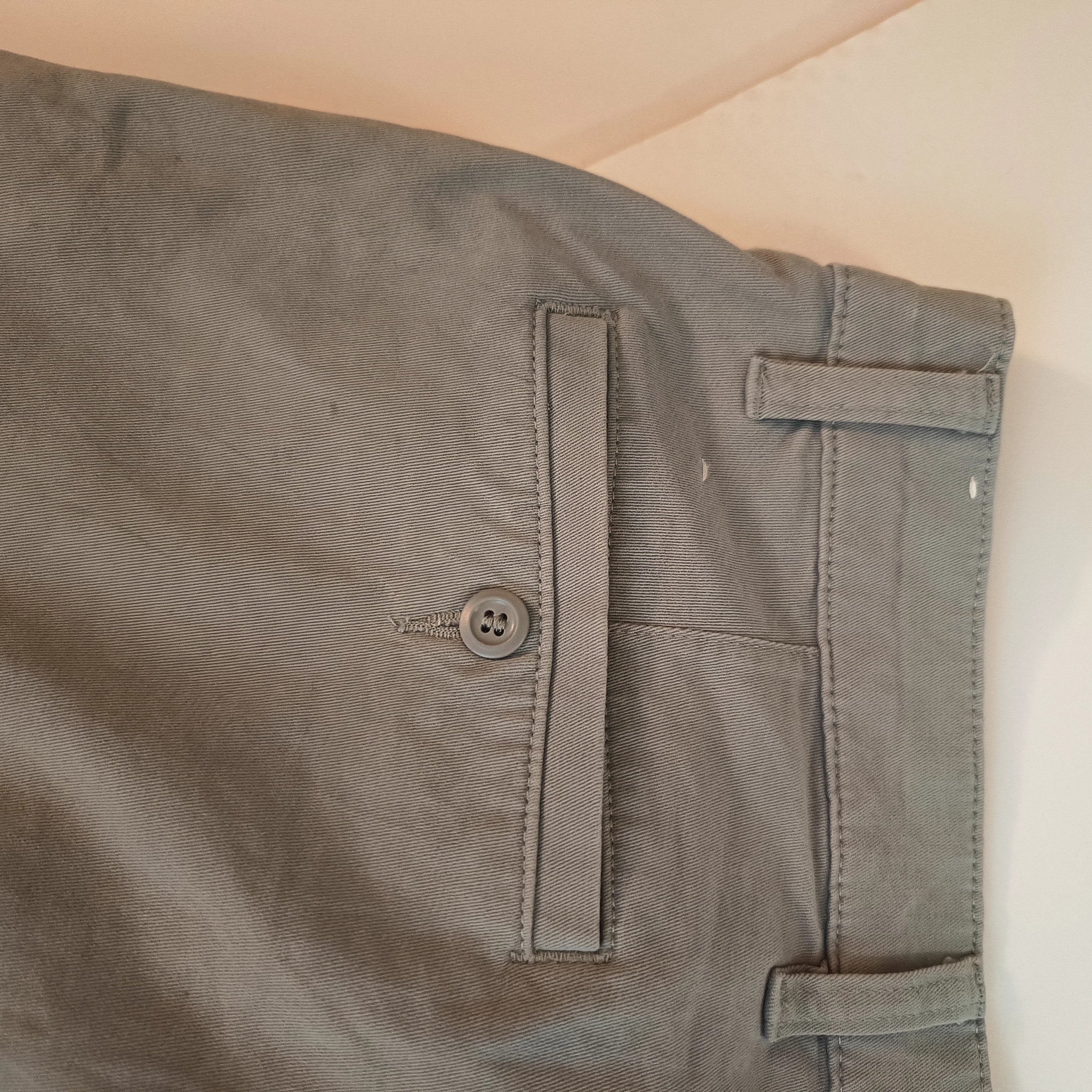 Dockers Men's Grey Chino Pants Size 34 Cotton Blend image 4