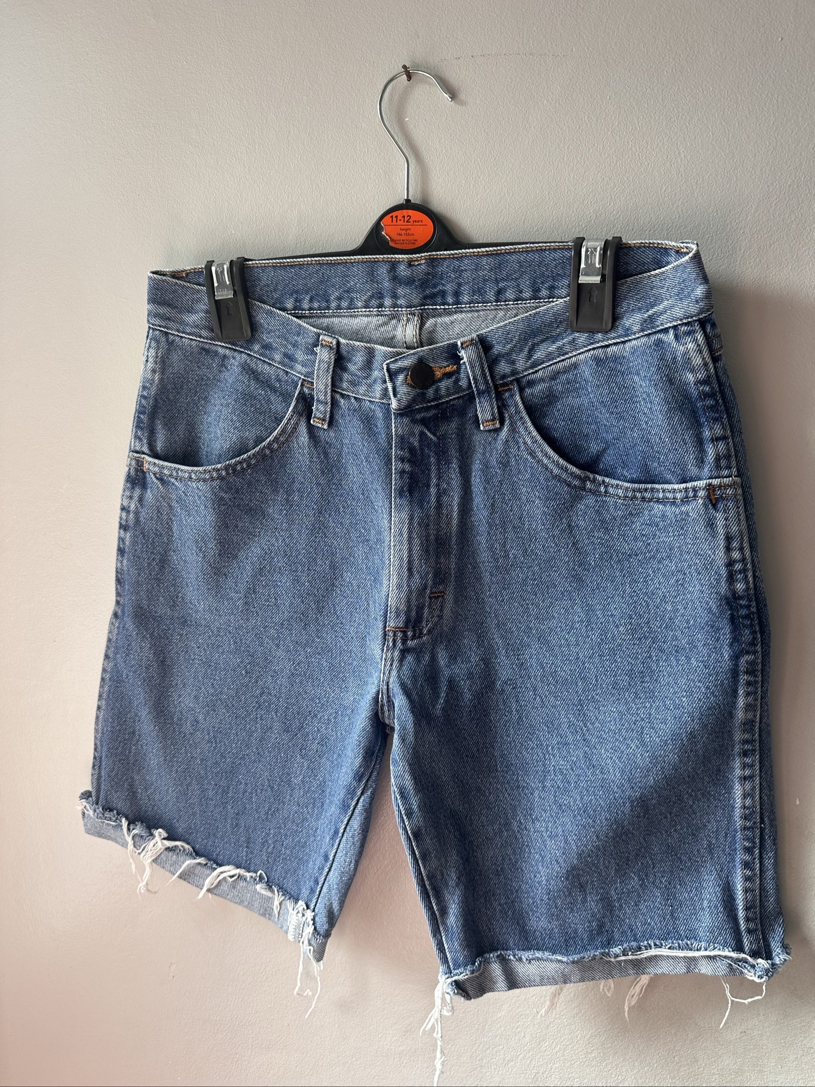 Rustler Blue Denim Cut-Off Shorts 29 Waist 30 Length 100% Cotton image 2