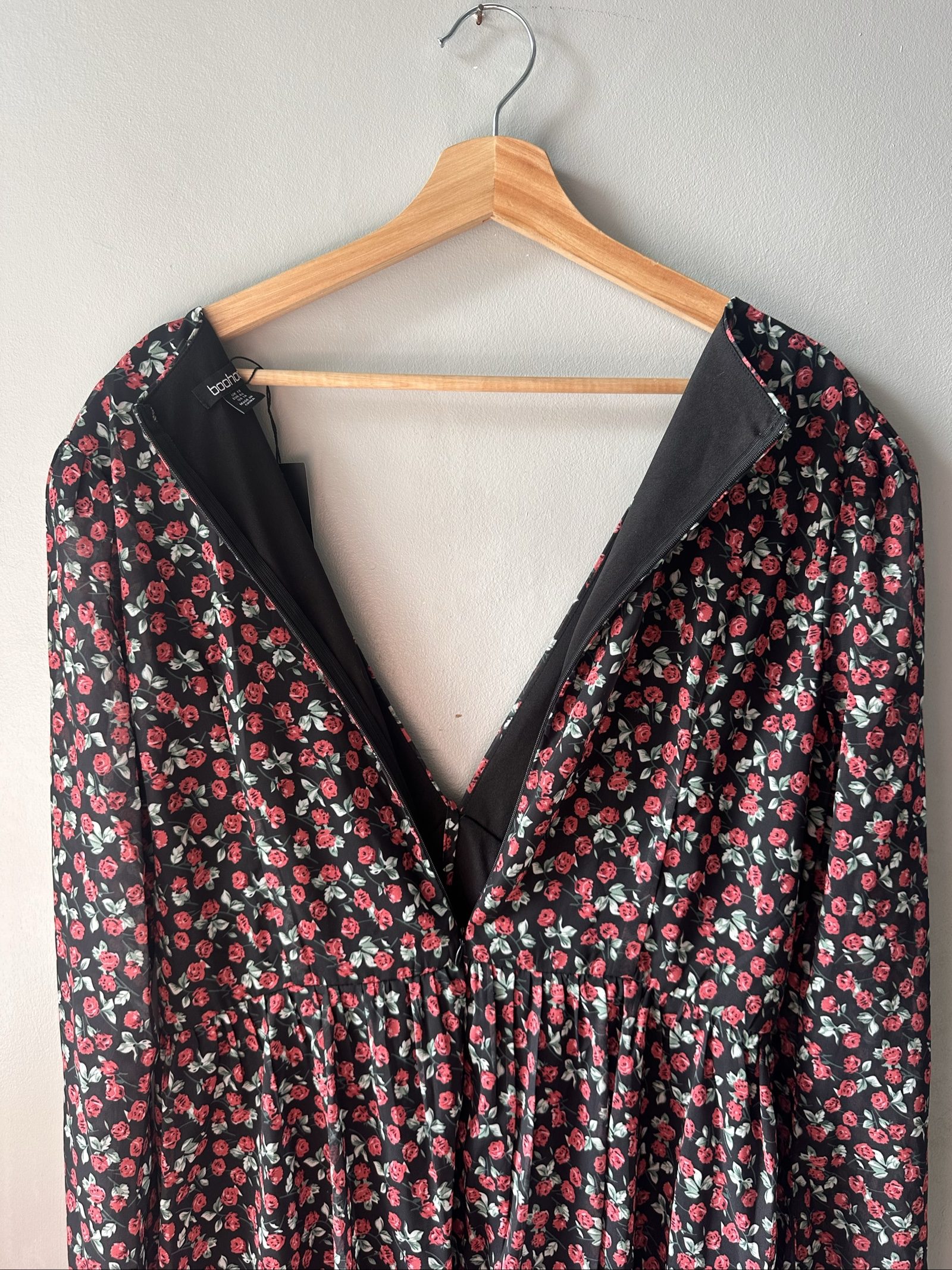 Boohoo Women's Black & Red Floral Mini Dress UK 18 image 5