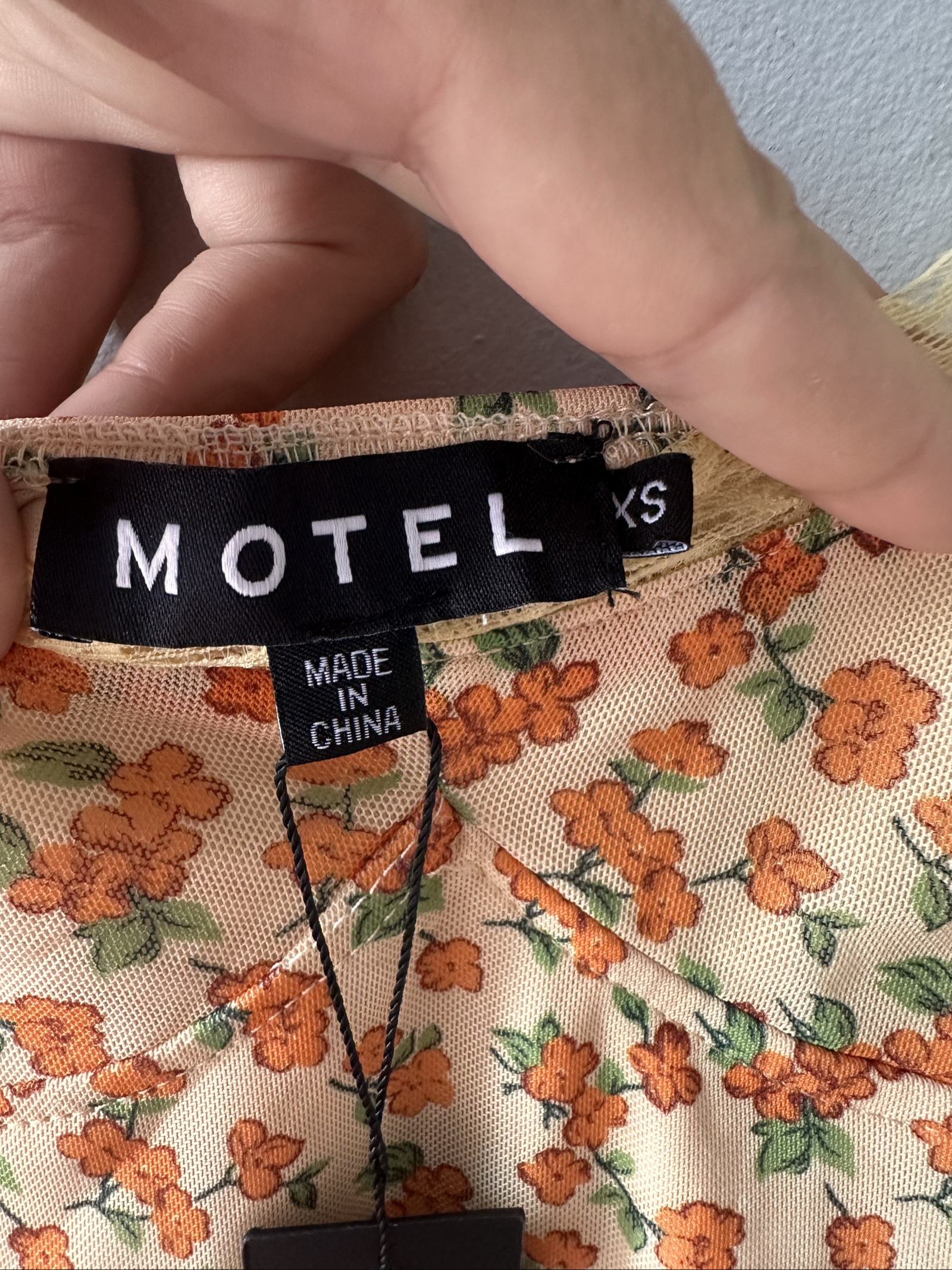 Motel Cream & Orange Floral Lace Trim Slip Dress XS image 4