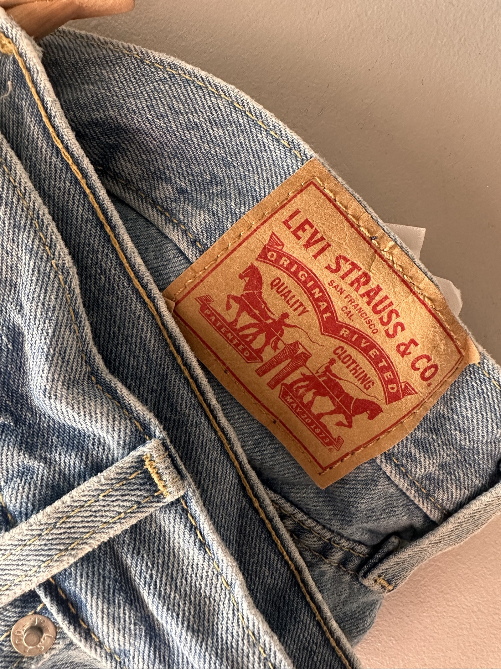 Levi's Light Blue High Waisted Mom Denim Shorts 32 image 2