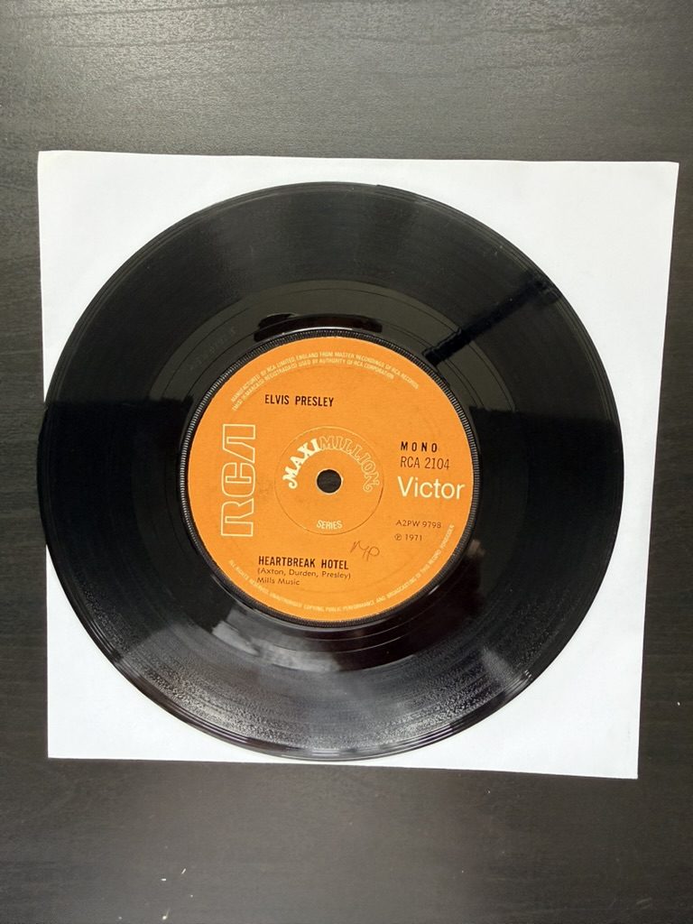 Elvis Presley RCA Victor Maxi Million Vinyl Single 7" 1971 Heartbreak Hotel Hound Dog Don't Be Cruel