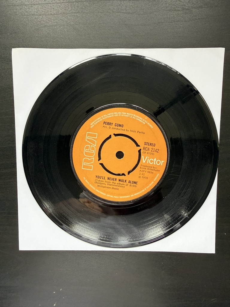 Perry Como RCA Victor Black Vinyl Single You'll Never Walk Alone & Father of Girls