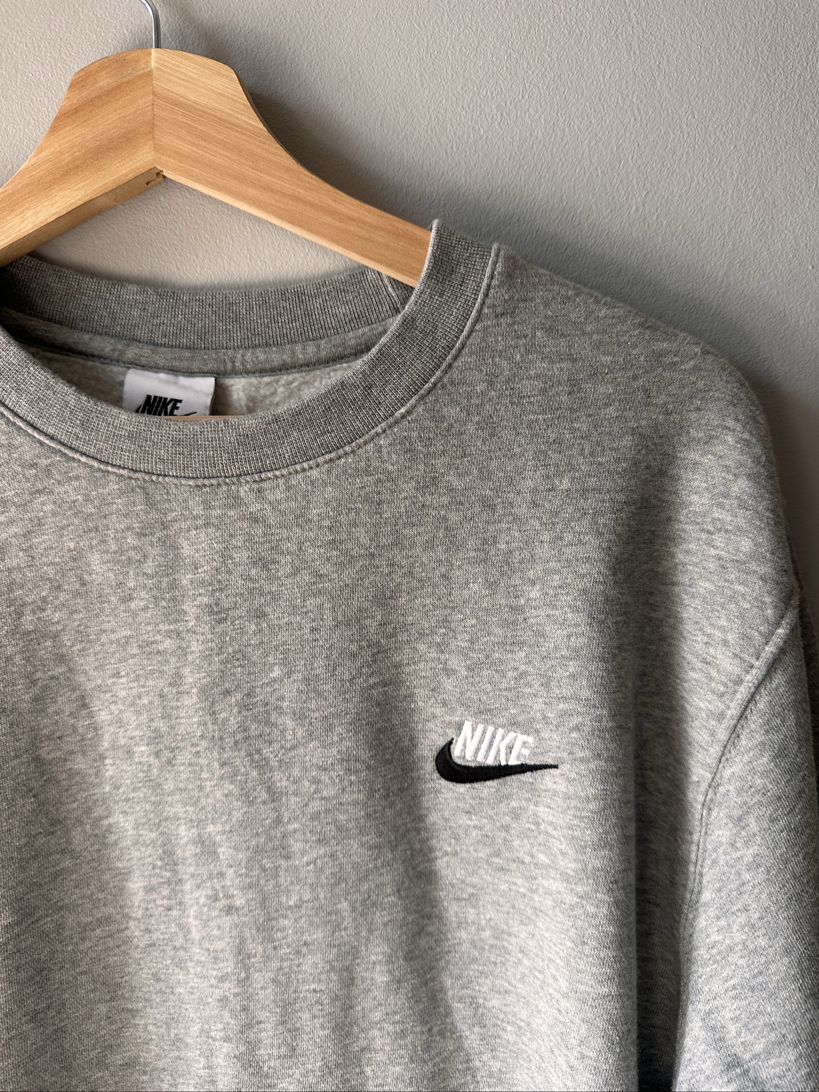 Nike Grey Cotton-Blend Crewneck Sweatshirt Medium image 2