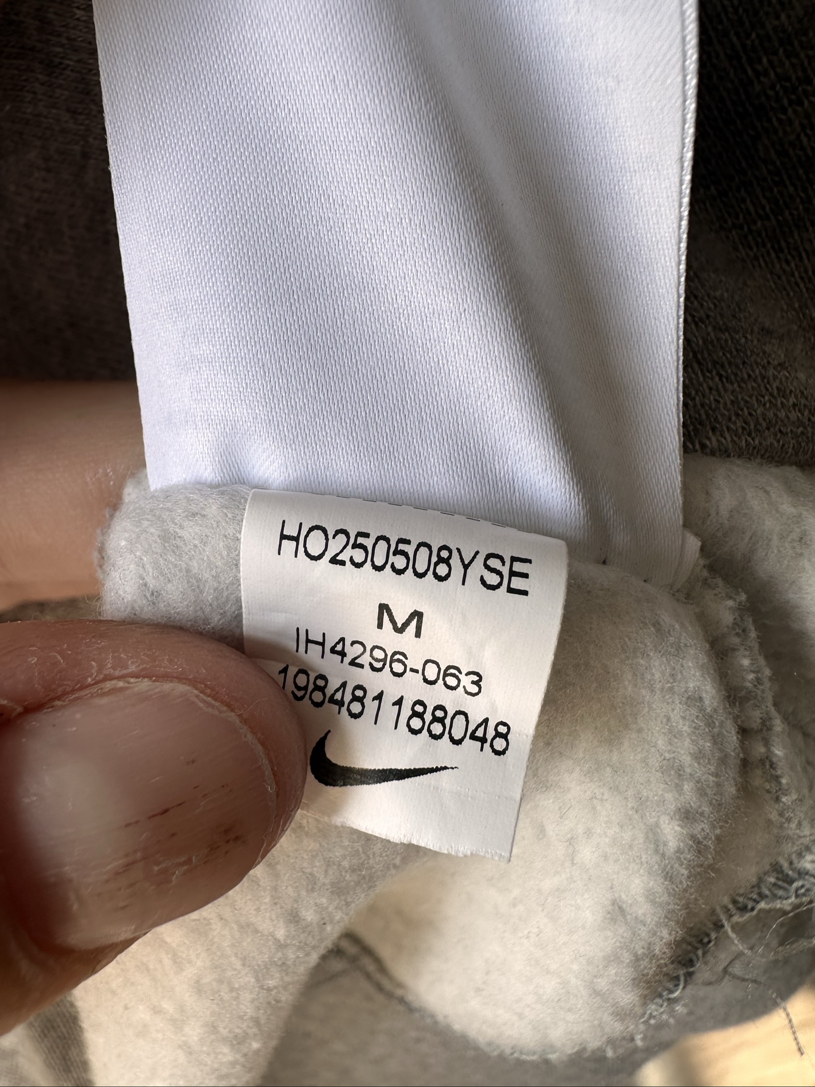 Nike Grey Cotton-Blend Crewneck Sweatshirt Medium image 4