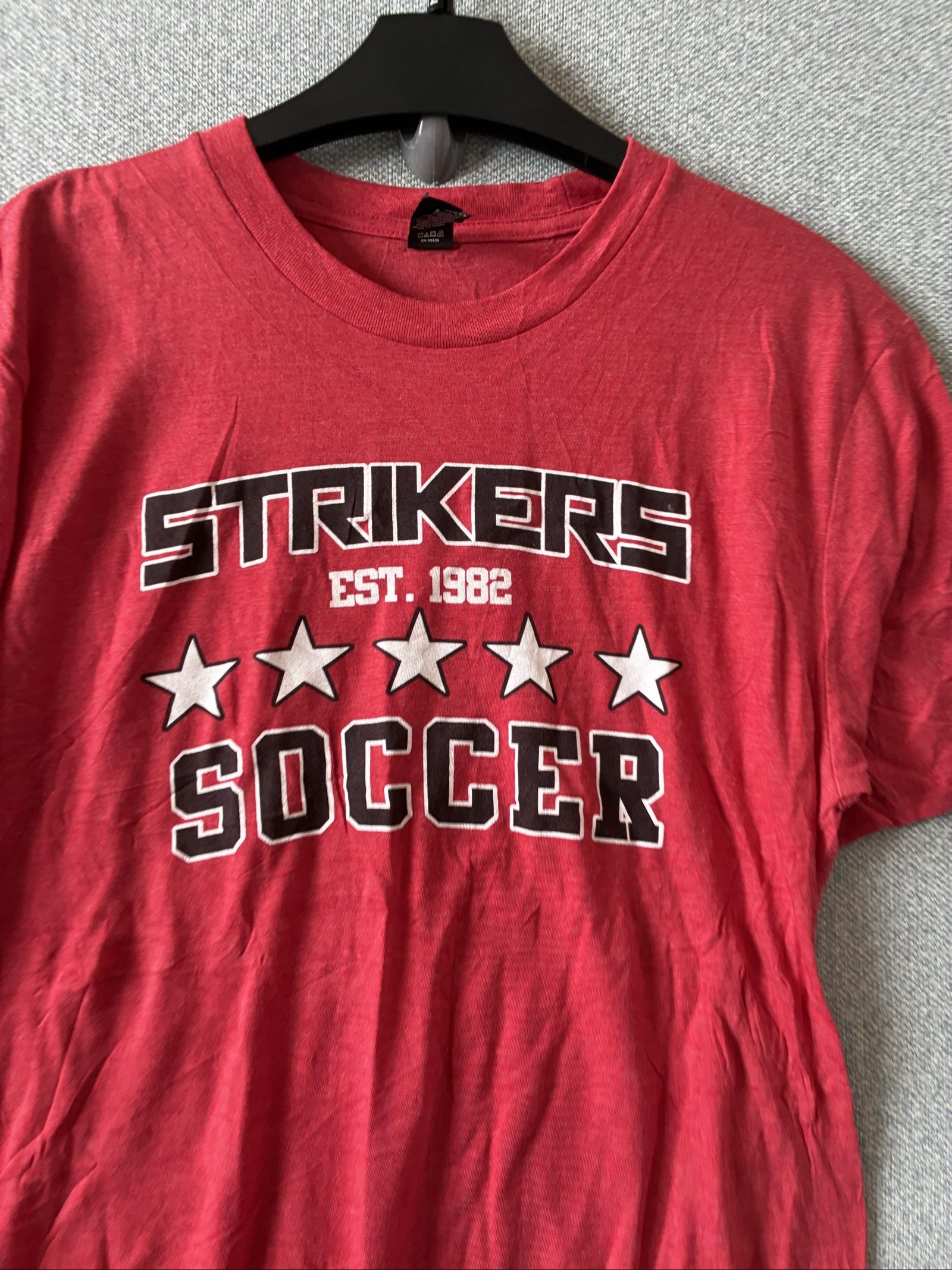 District Red Strikers Soccer Graphic T-Shirt Small Cotton Rayon image 2