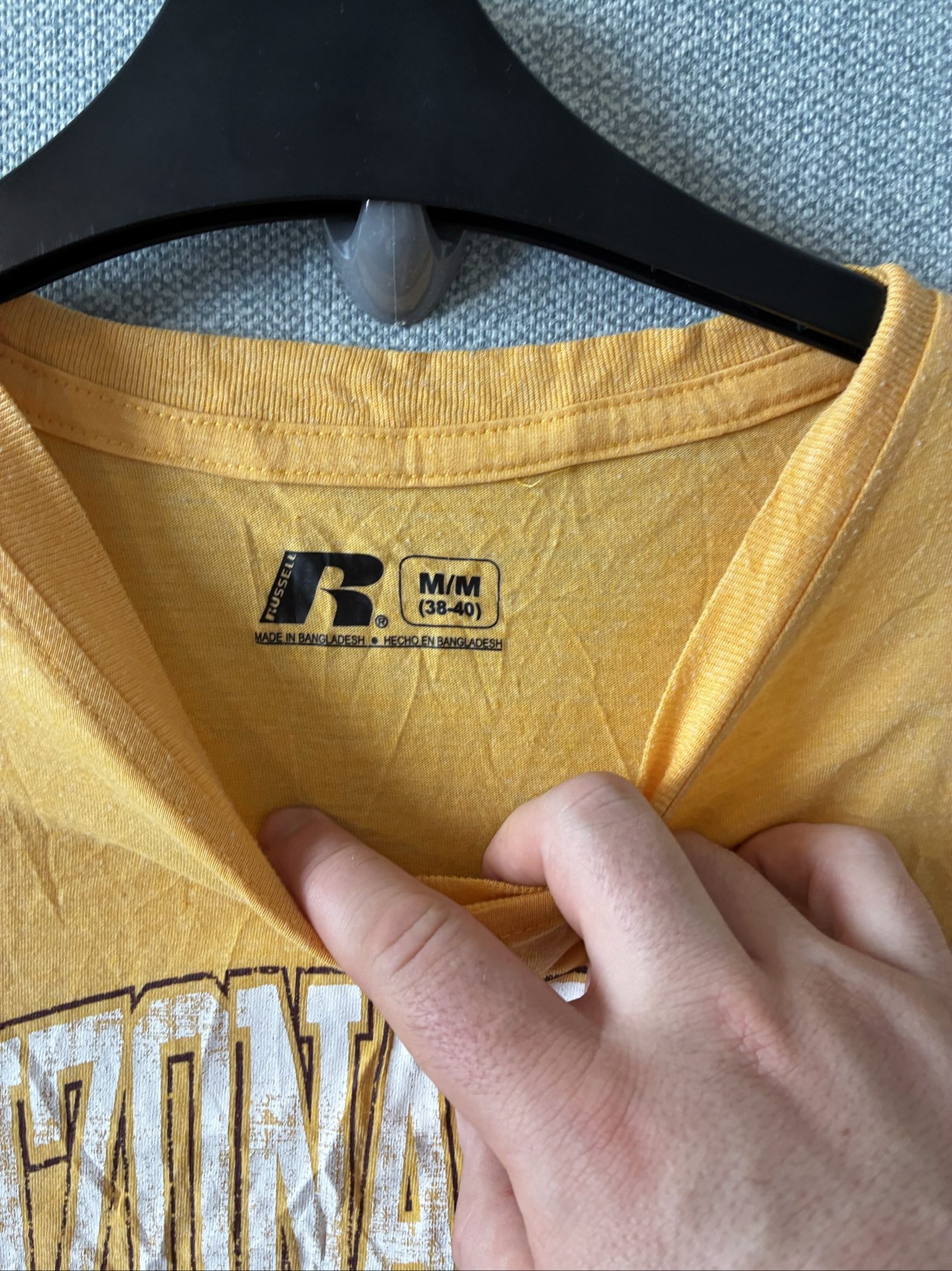 Russell Athletic Men's Arizona State Yellow Graphic T-Shirt Medium image 4