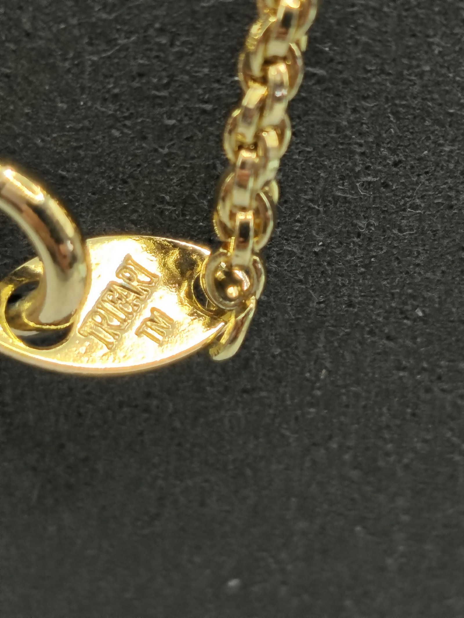 Trifari Women's Gold Tone Chain Necklace 17 in with Gift Box image 2