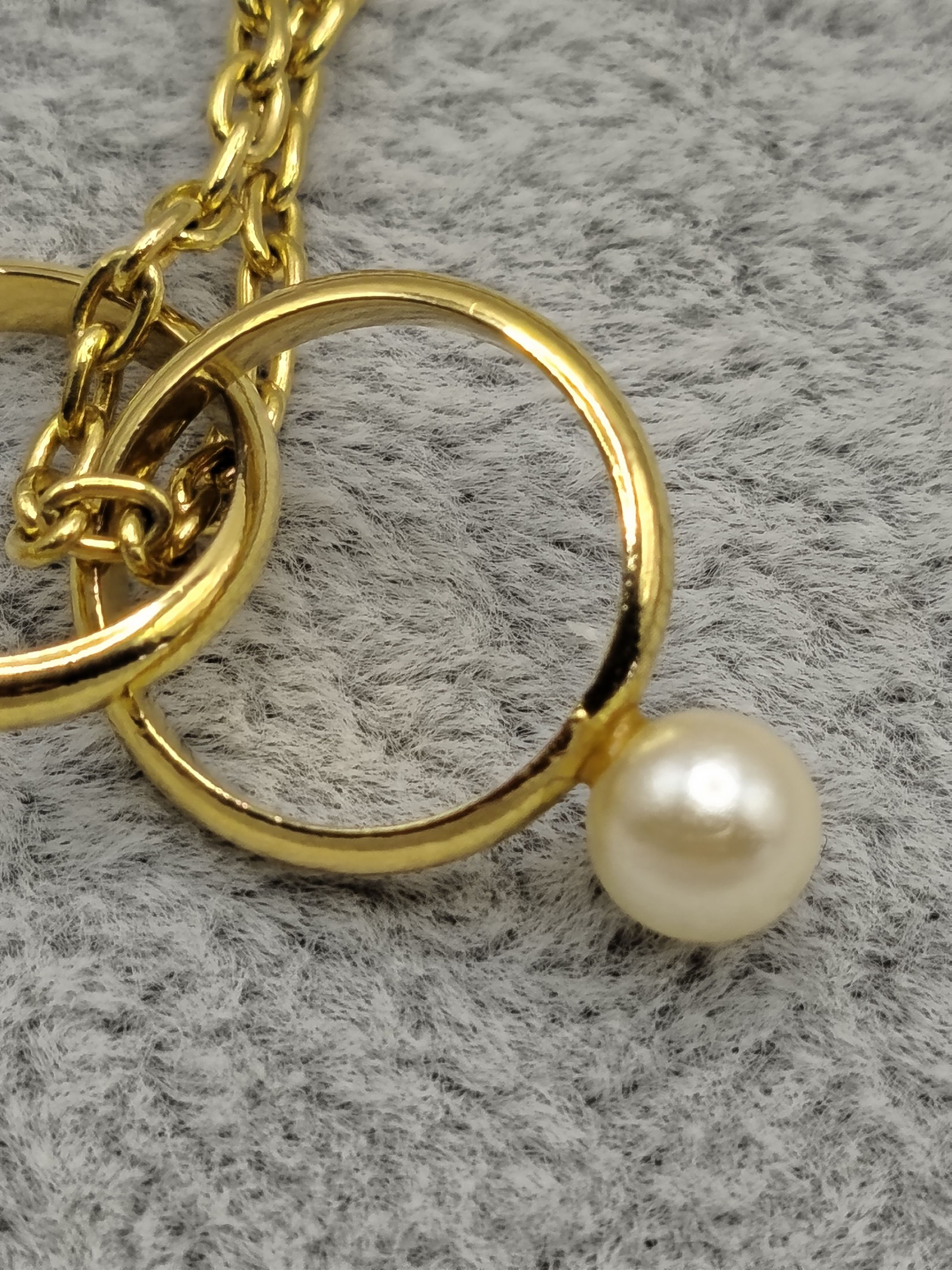 Courreges Golden & Pearl Women's Pendant Necklace Gold-Tone image 6