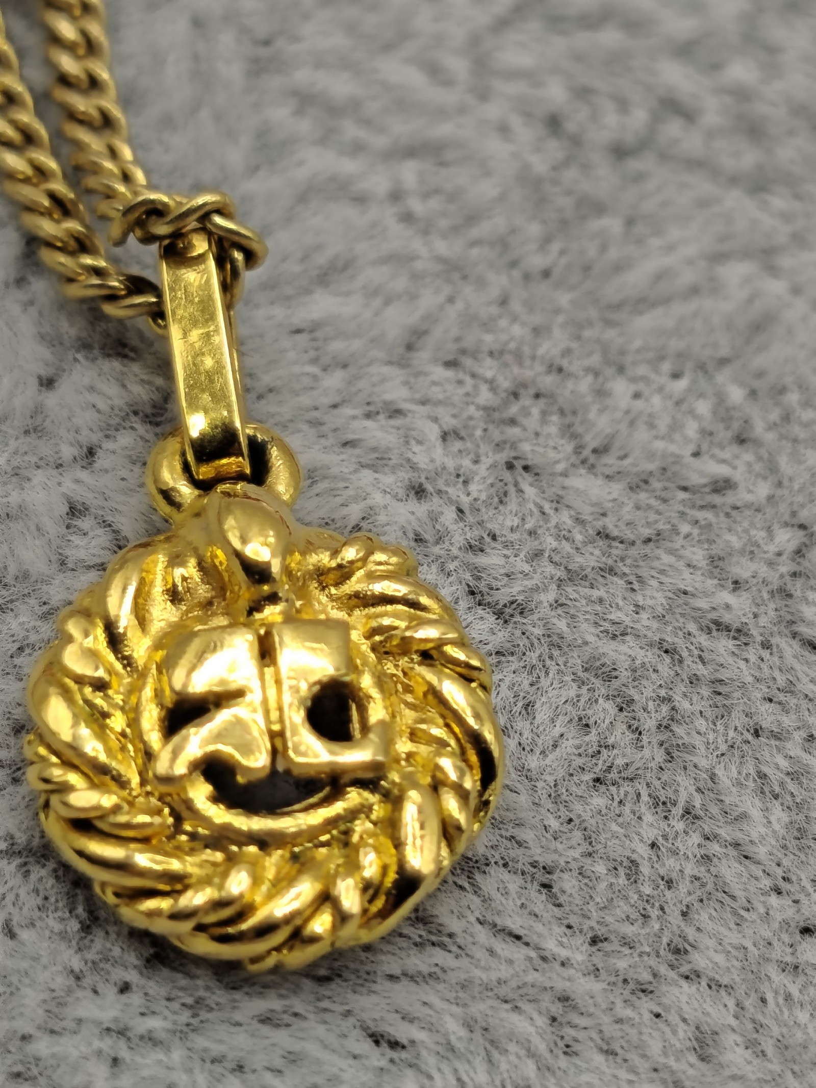 Courreges Gold Tone Pendant Necklace 34cm Chain image 4