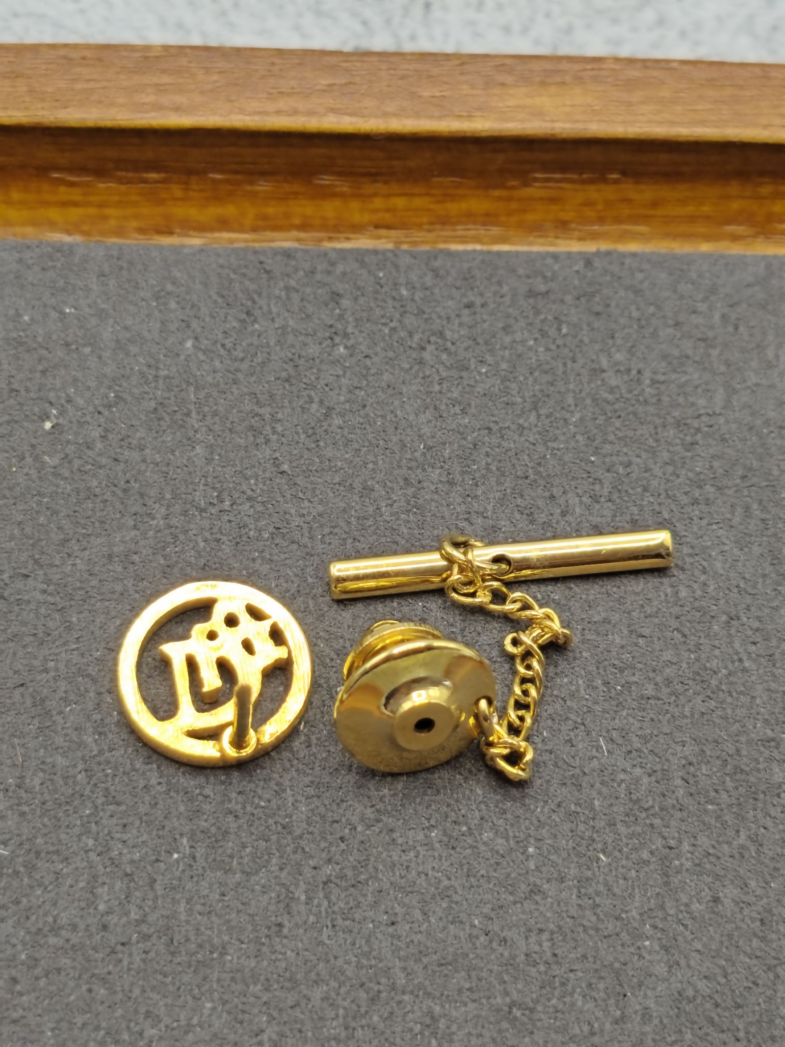 Dior Gold-tone Circle Logo Tie Pin Brooch Men Other image 6