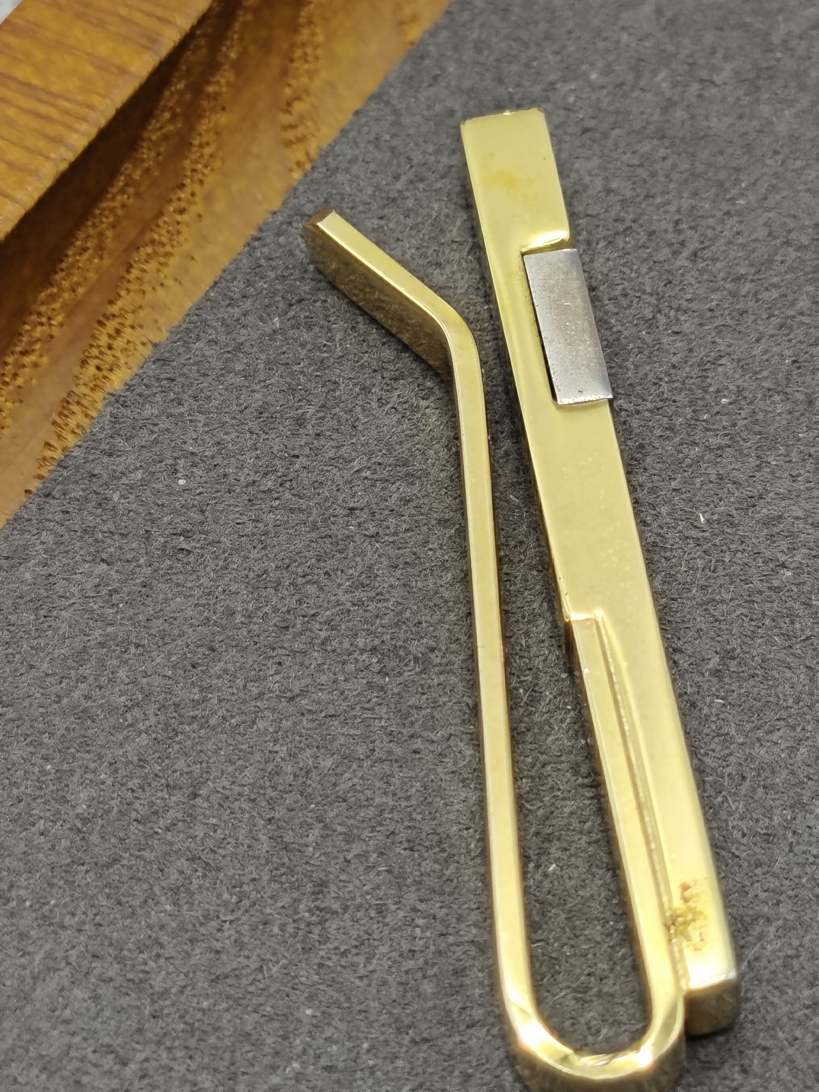 Dior Gold Tone Men's Tie Clip image 8