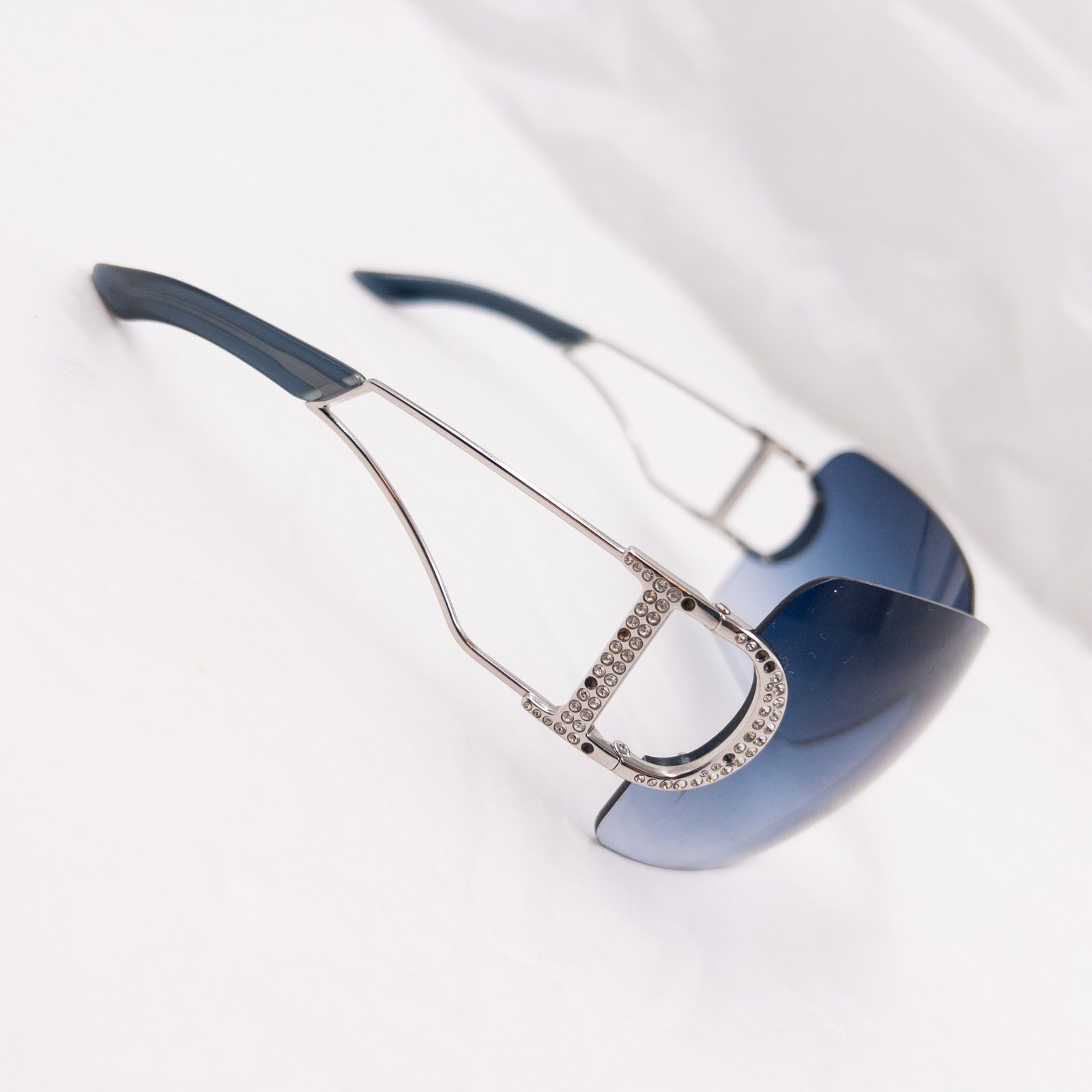 Vintage Sunglasses Size One Size image 7
